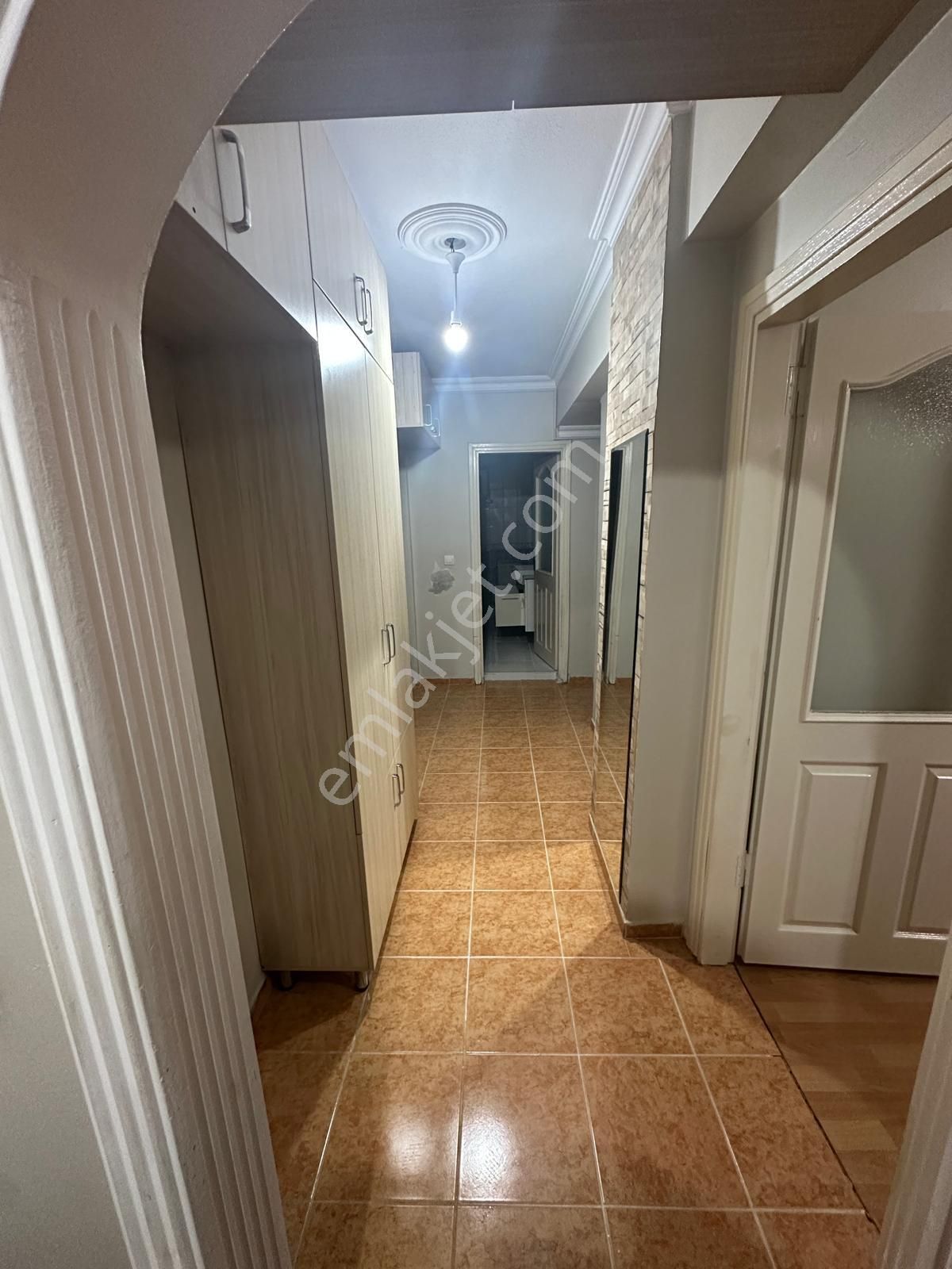 Ümraniye Santral 'de Metroya Yakın 2+1 Kiralık Daire - Görsel 9