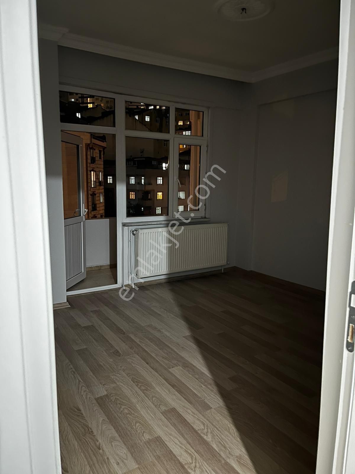 Kağıthane Çeliktepe'de Kiralık 2+1 Kiralık Daire - Görsel 2