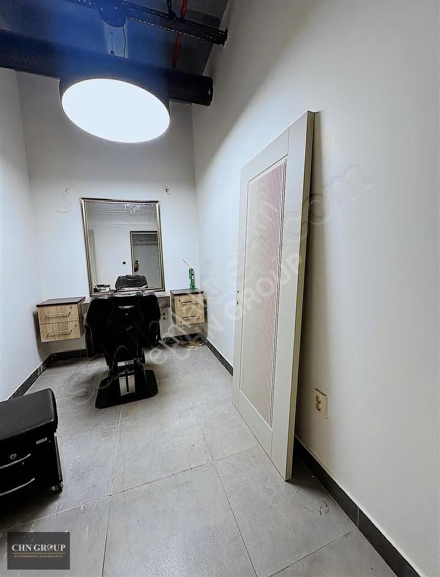 Chn Group'tan Pendik Marinada Devren Kiralık Kuaför Dükkanı - Görsel 11