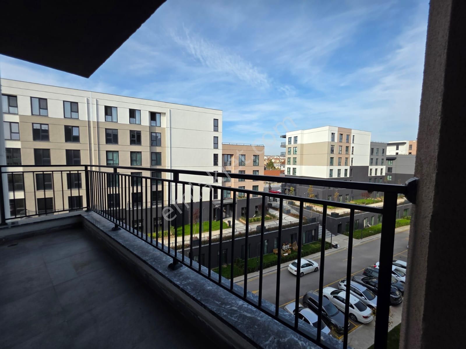 Balıkesir Emlak Konut Borçsuz Satılık 2+1 Arakat Daire