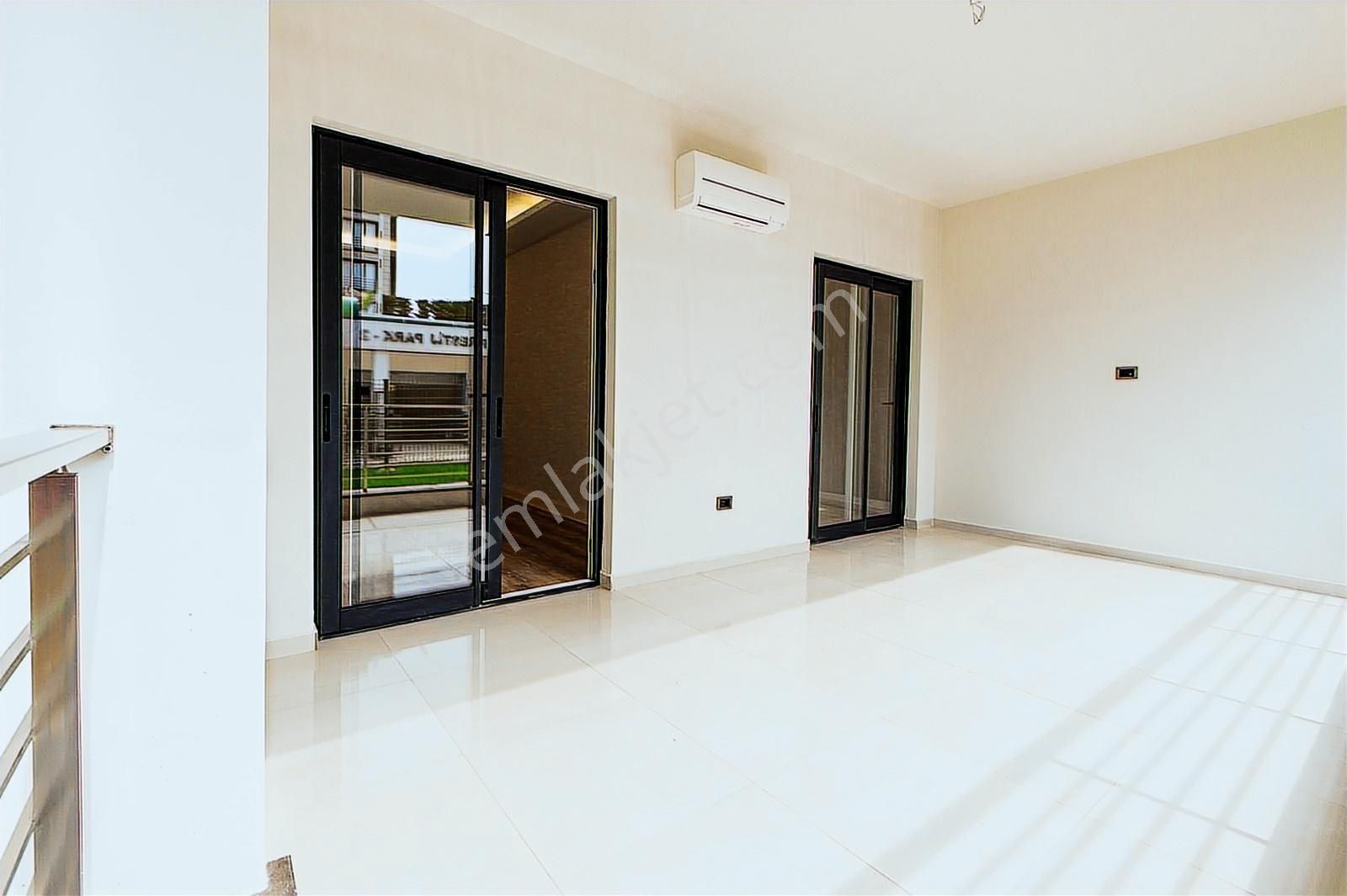 Balat Ona 162 De Satılık 4+1 Geniş Daire - Görsel 26