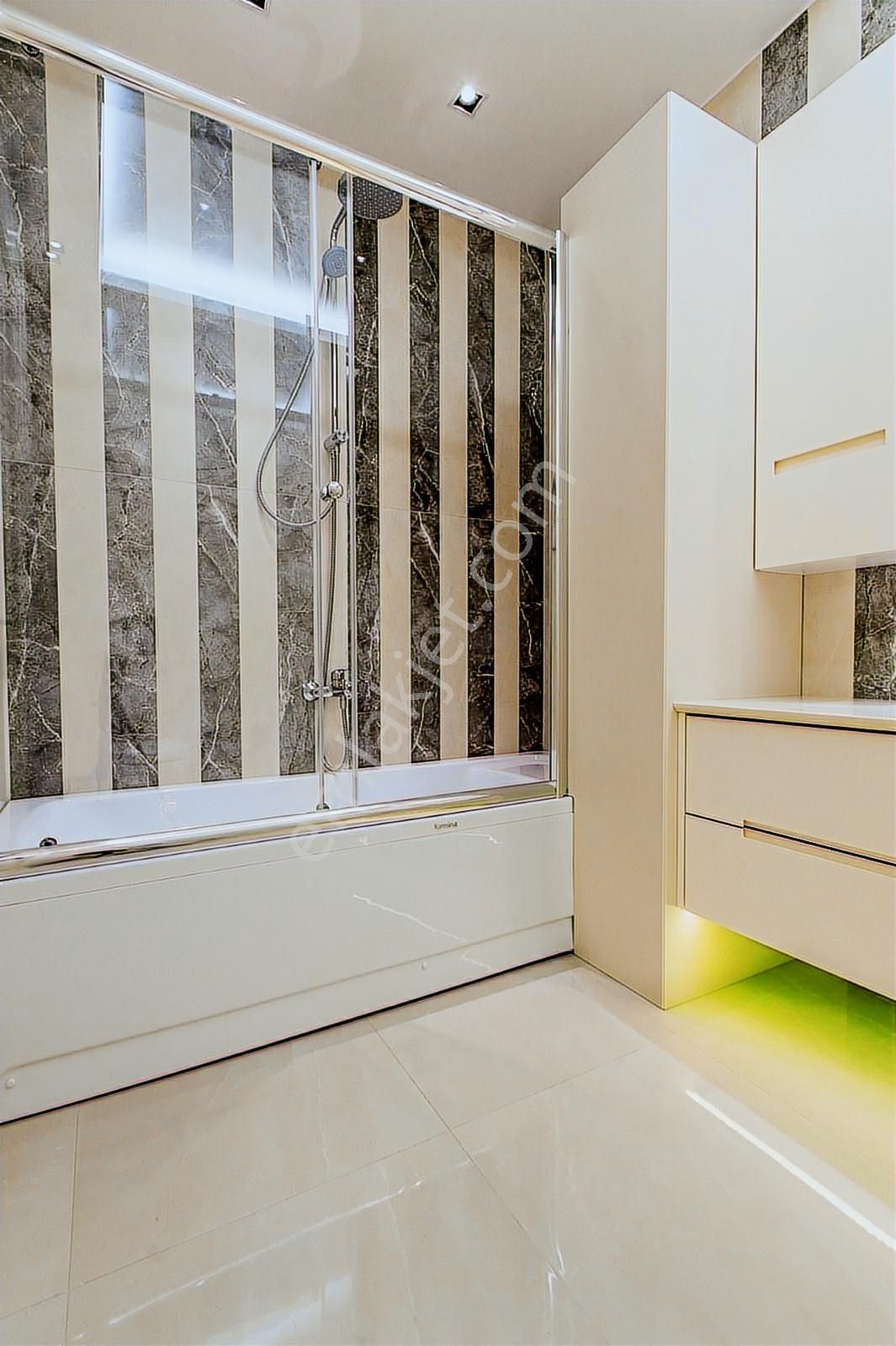 Balat Ona 162 De Satılık 4+1 Geniş Daire - Görsel 30