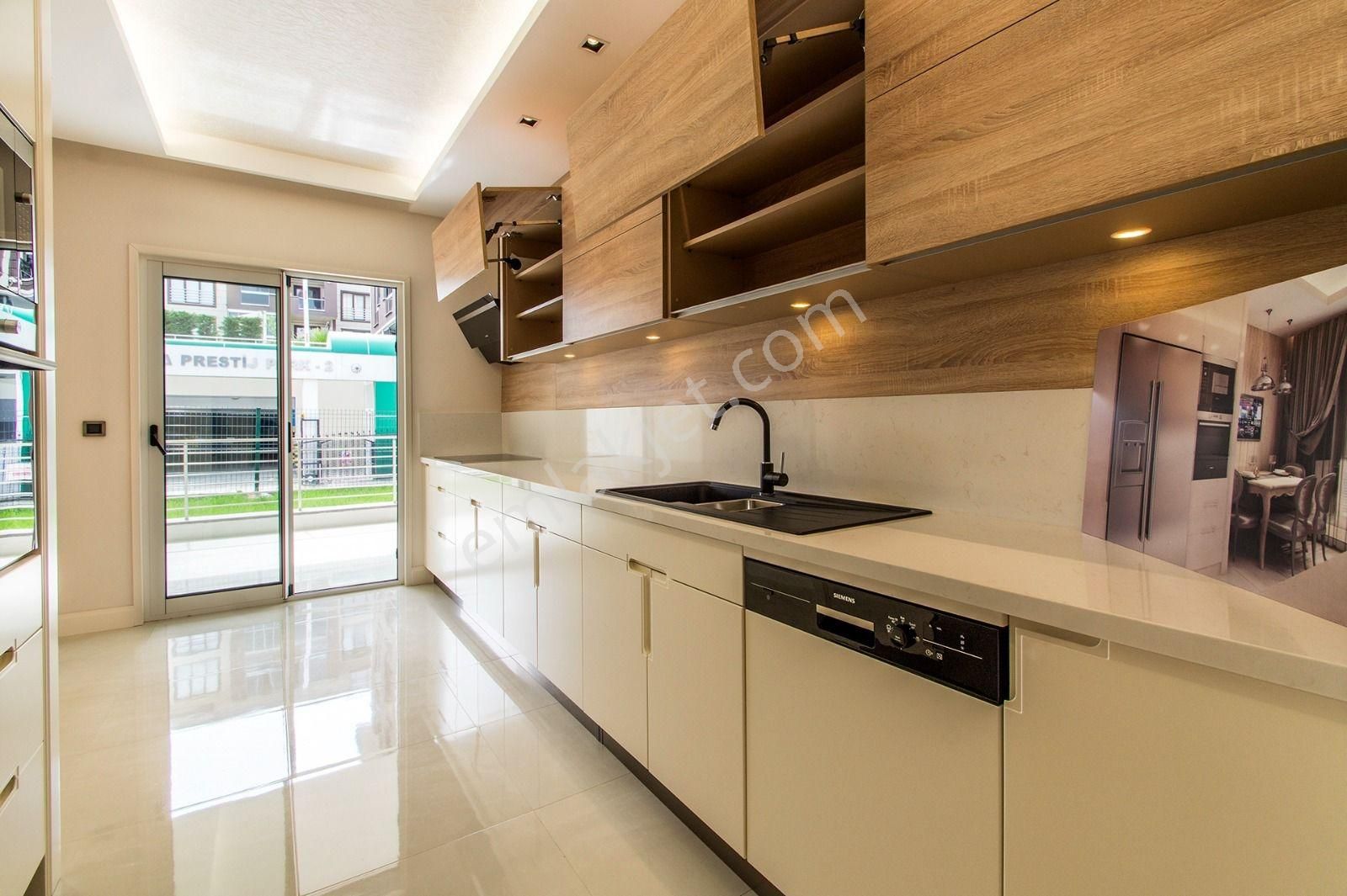 Balat Ona 162 De Satılık 4+1 Geniş Daire - Görsel 27