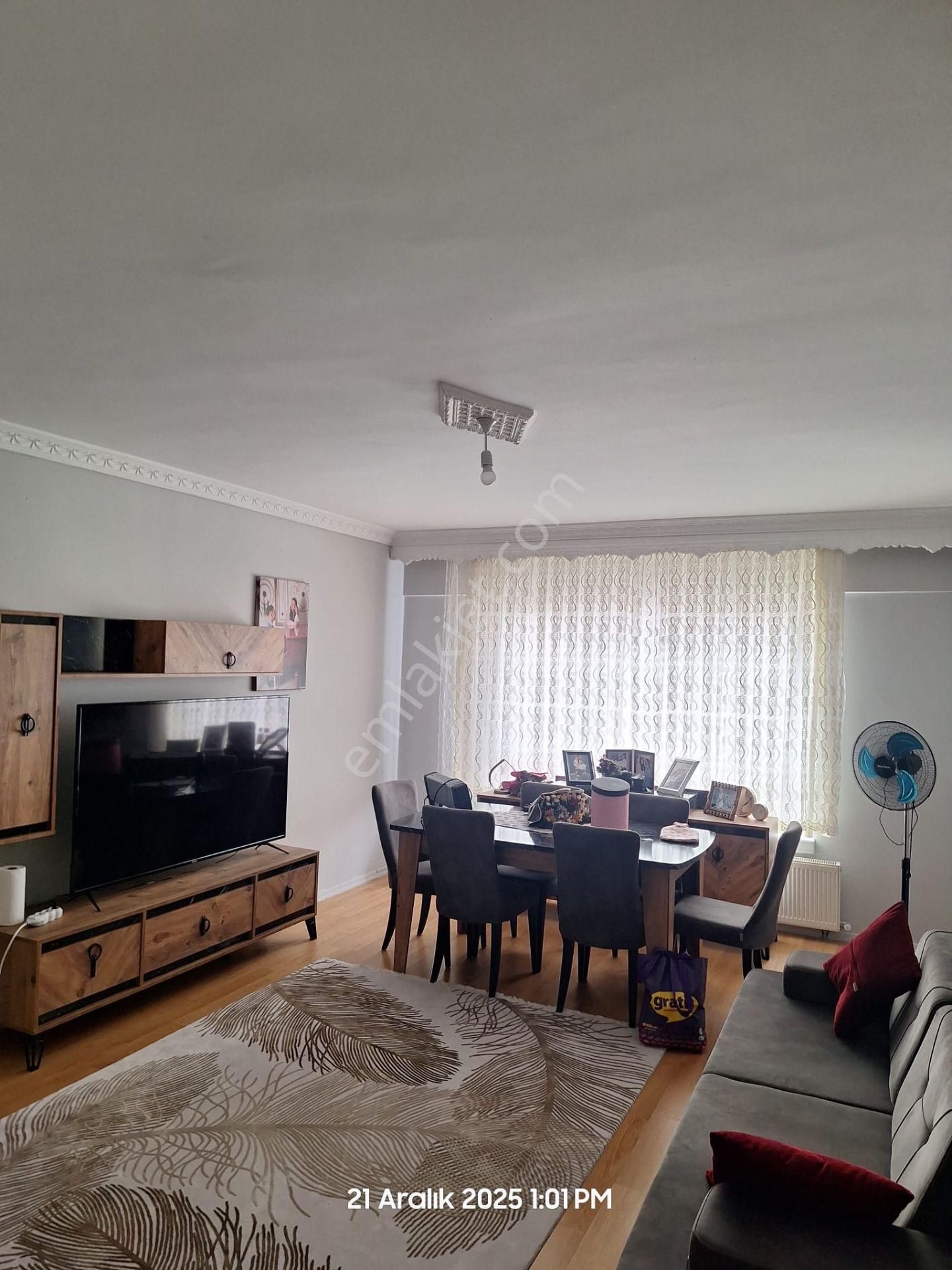 Bostancık Caddesi Üzerinde 3+1 Katta Kiralık Daire !!! - Görsel 2