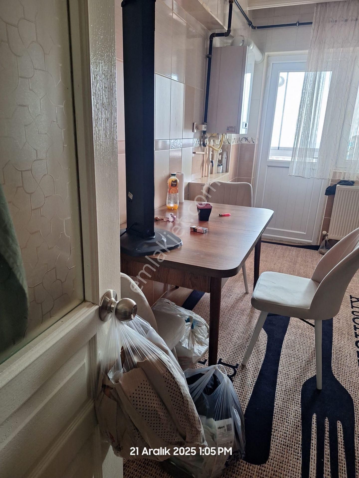 Bostancık Caddesi Üzerinde 3+1 Katta Kiralık Daire !!! - Görsel 12