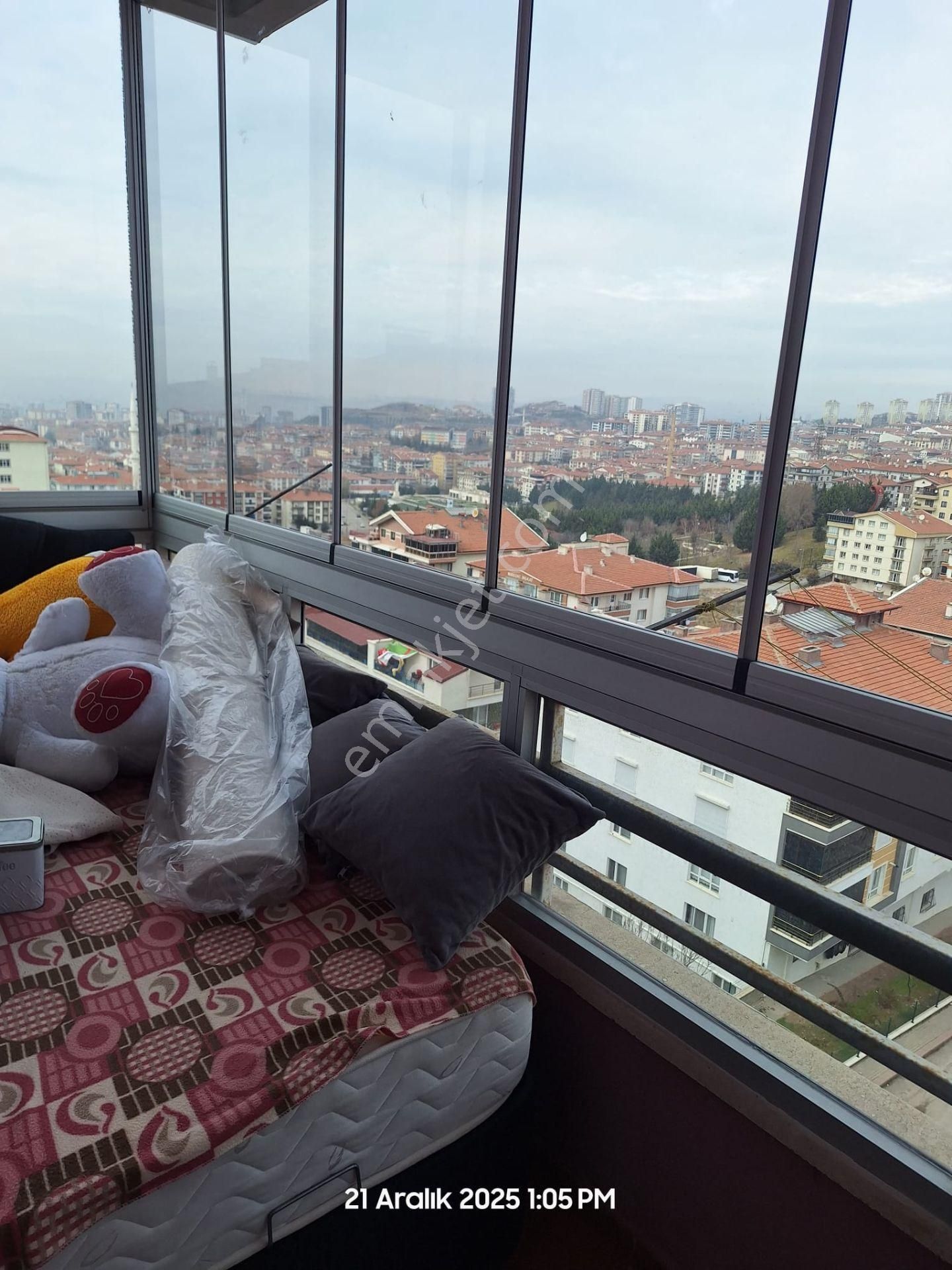 Bostancık Caddesi Üzerinde 3+1 Katta Kiralık Daire !!! - Görsel 13