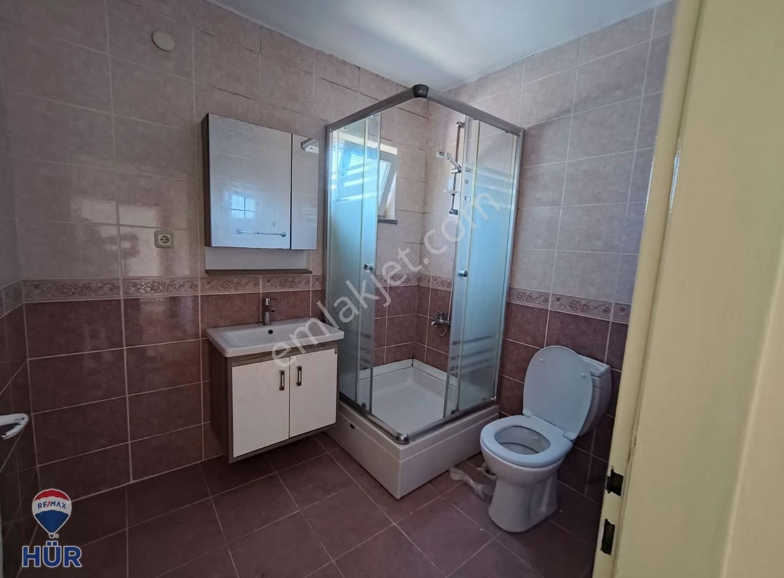 Remax-hür Fatma Yıldız Dan Karaman Da Kiralık 3+1 Daire - Görsel 7
