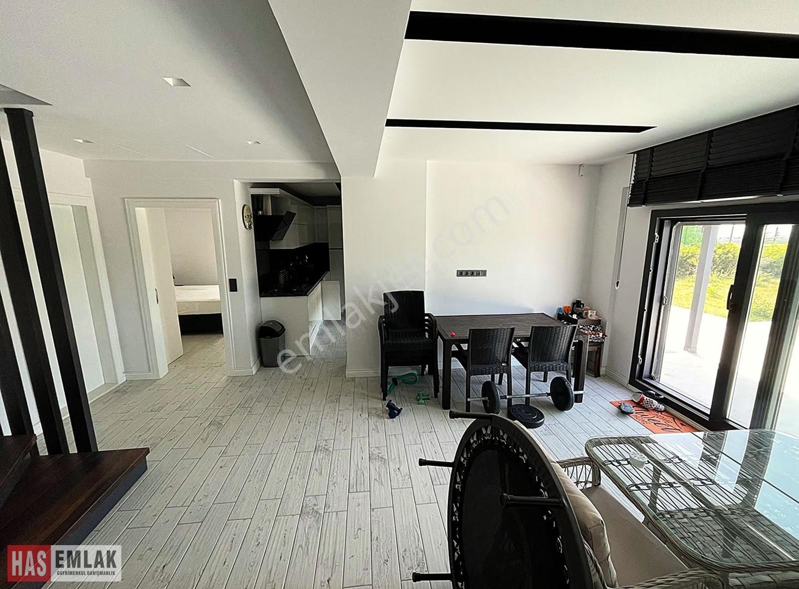 Satılık Trıblex 4+2 İkiz Villa 1458m² Arsa Üzerinde - Görsel 4