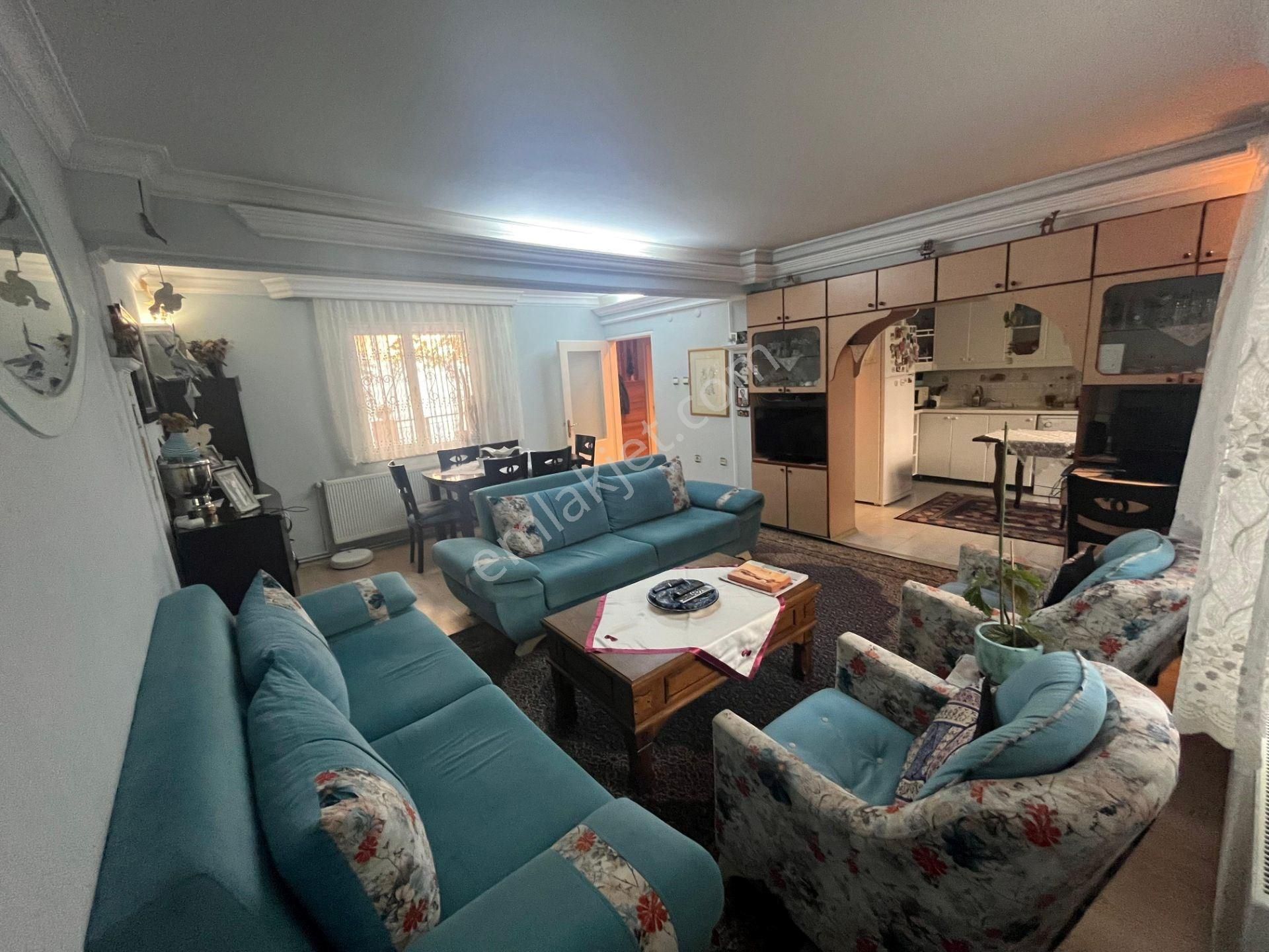 Buca Evka-1 Murathan Mahallesi'nde 3+1 Dubleks Bahçeli Villa - Görsel 6