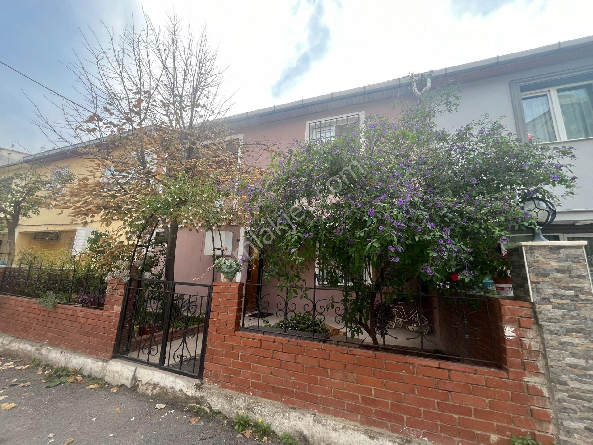 Buca Evka-1 Murathan Mahallesi'nde 3+1 Dubleks Bahçeli Villa - Görsel 25