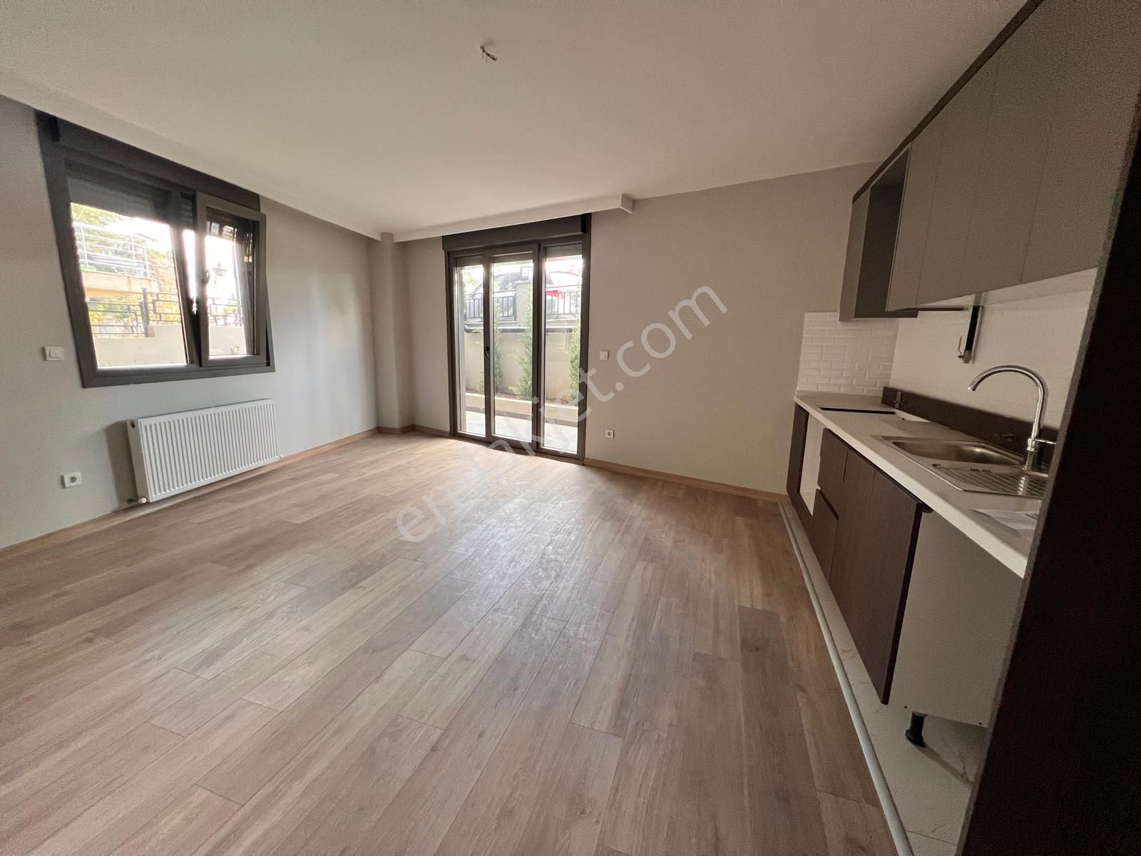 Kaçmaz'dan K.yalı Da Sıfır E'5 Metroya Yakın 1+1 - Görsel 5