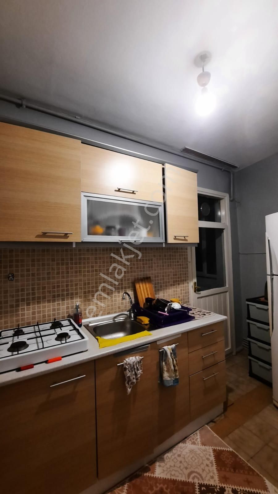 Metro Ve Metrobüse Yürüme 15 Dakika Mesafede Okul Hastane Ve Avm Lereyürüme Mesafesinde