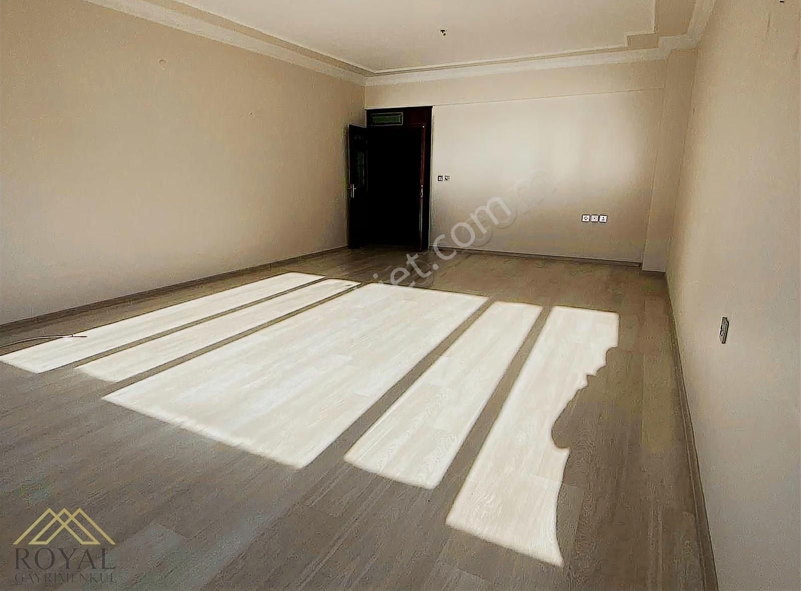 Royal'den 2 Nolu Beşirli'de 7. Kat Kiralık 3+1 Daire - Görsel 5