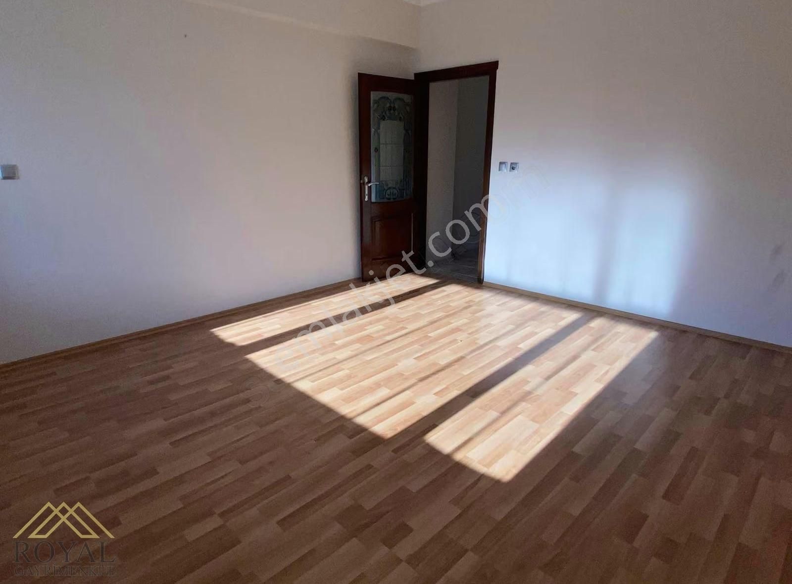 Royal'den 2 Nolu Beşirli'de 7. Kat Kiralık 3+1 Daire - Görsel 10