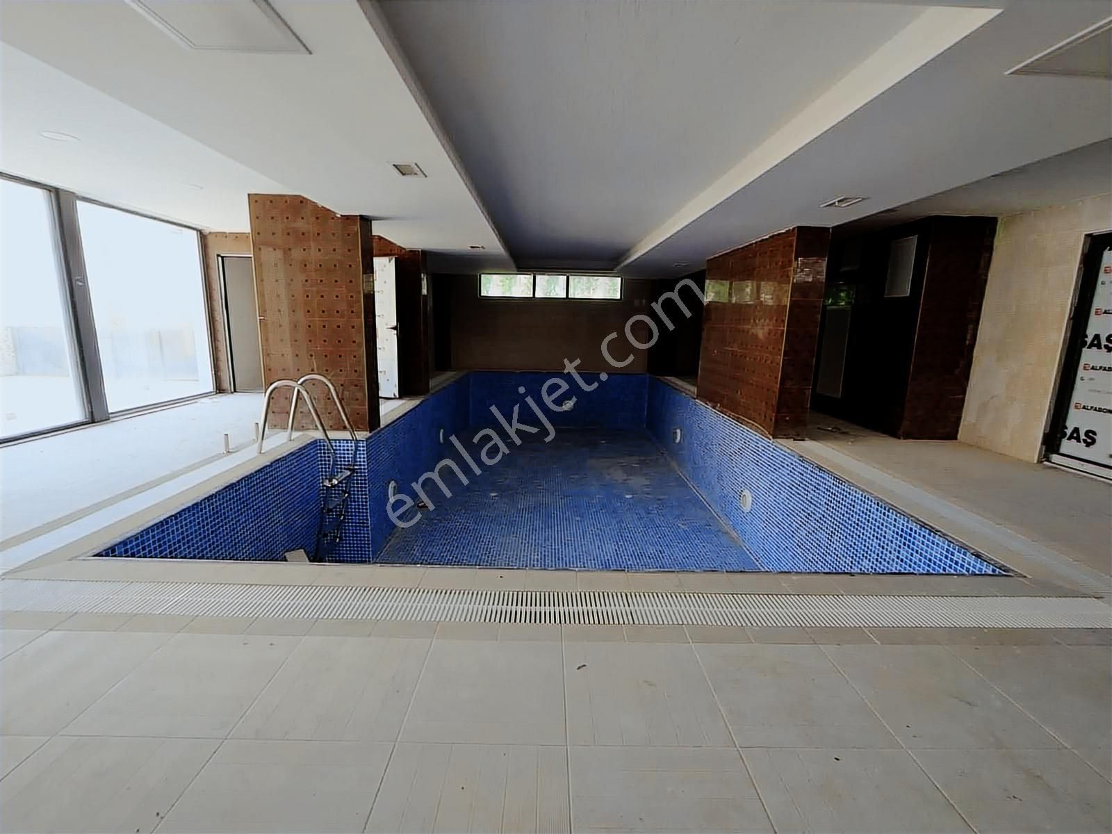 Şerifali'de Merkezi Konumda 7.katta Sosyal Tesisli Kiralık Ofis - Görsel 4