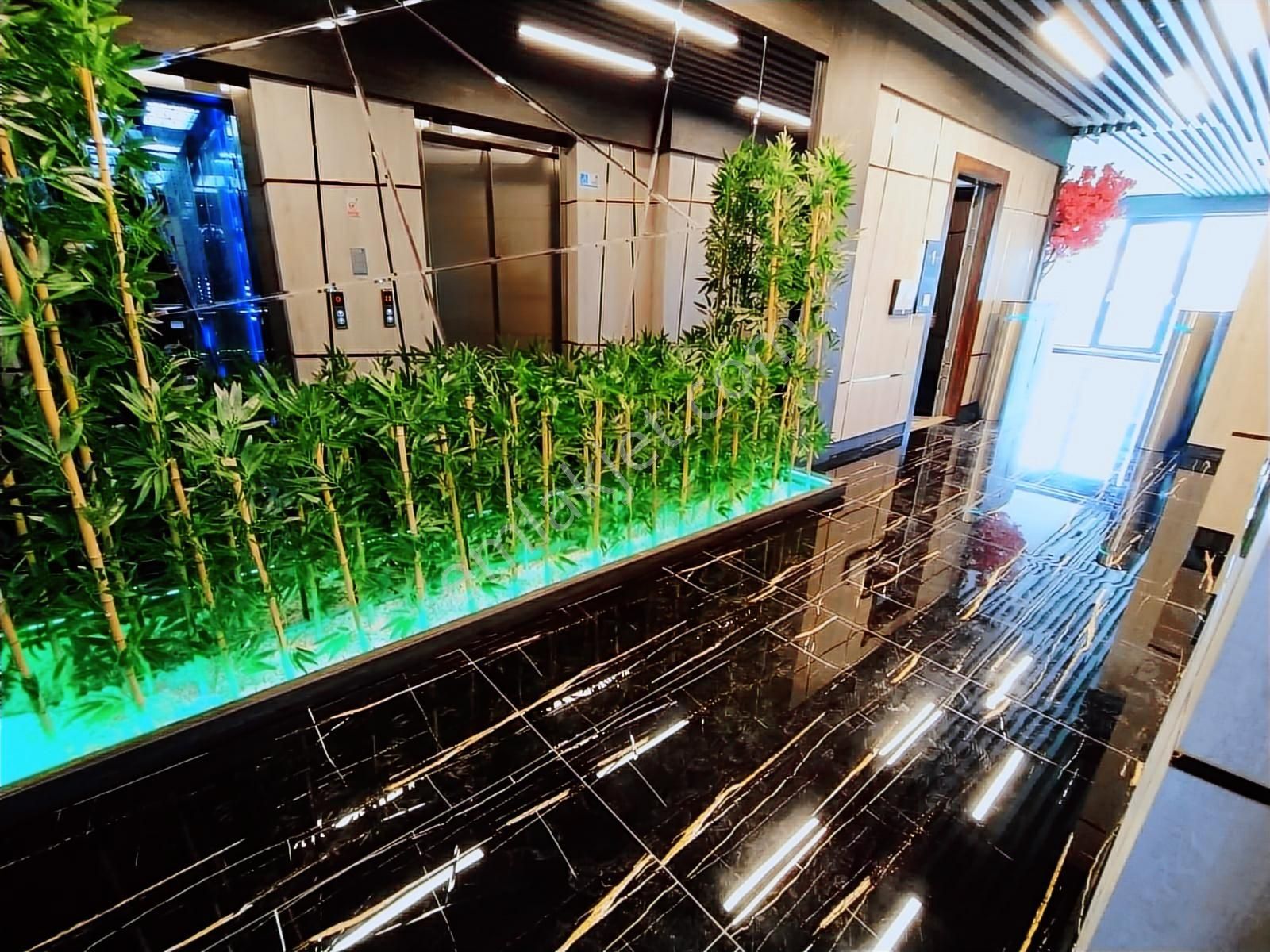 Şerifali'de Merkezi Konumda 7.katta Sosyal Tesisli Kiralık Ofis - Görsel 25