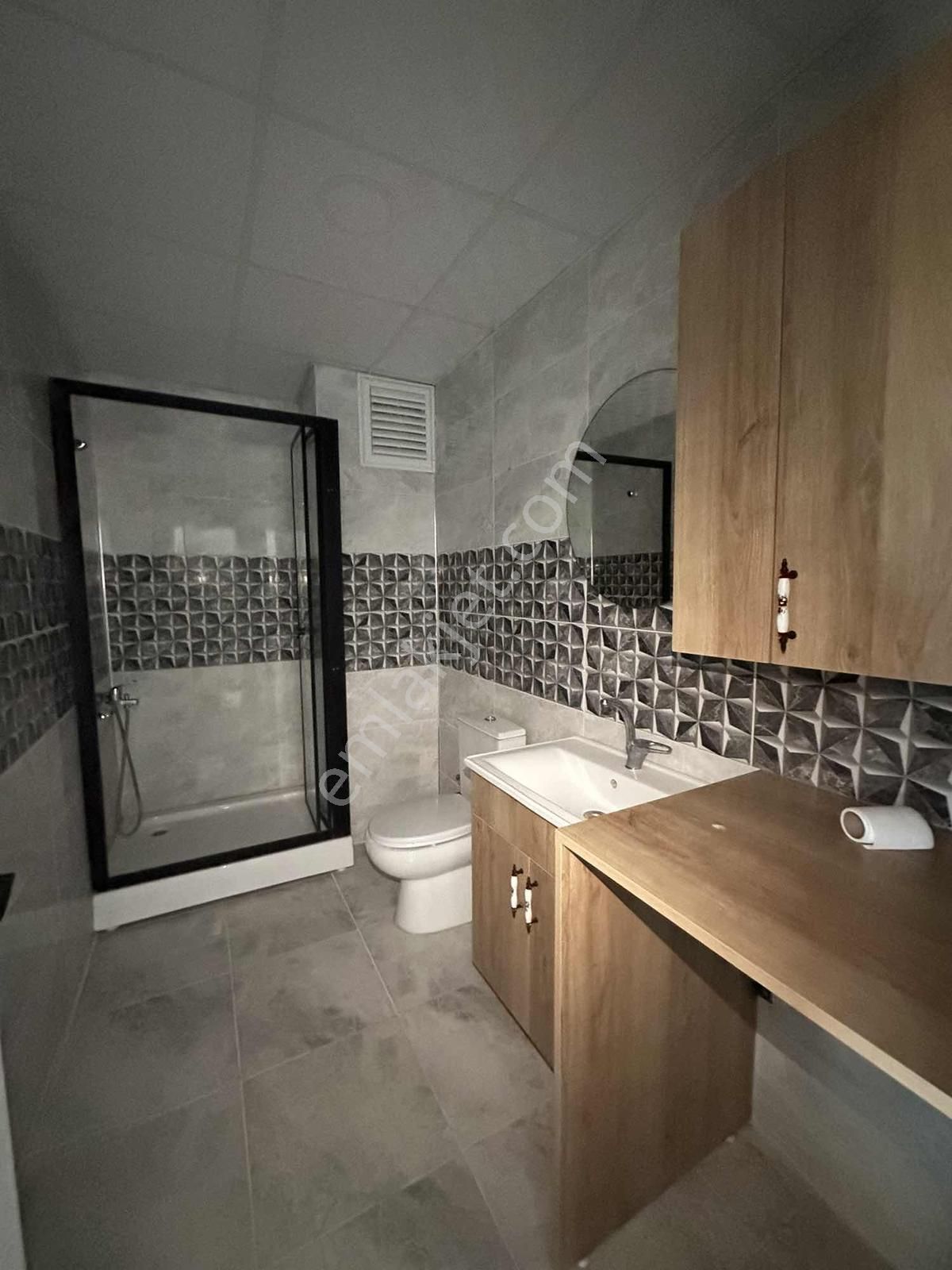 Tuğra'dan Çobançeşme De 1+1 Ara Kat Kiralık Daire - Görsel 6