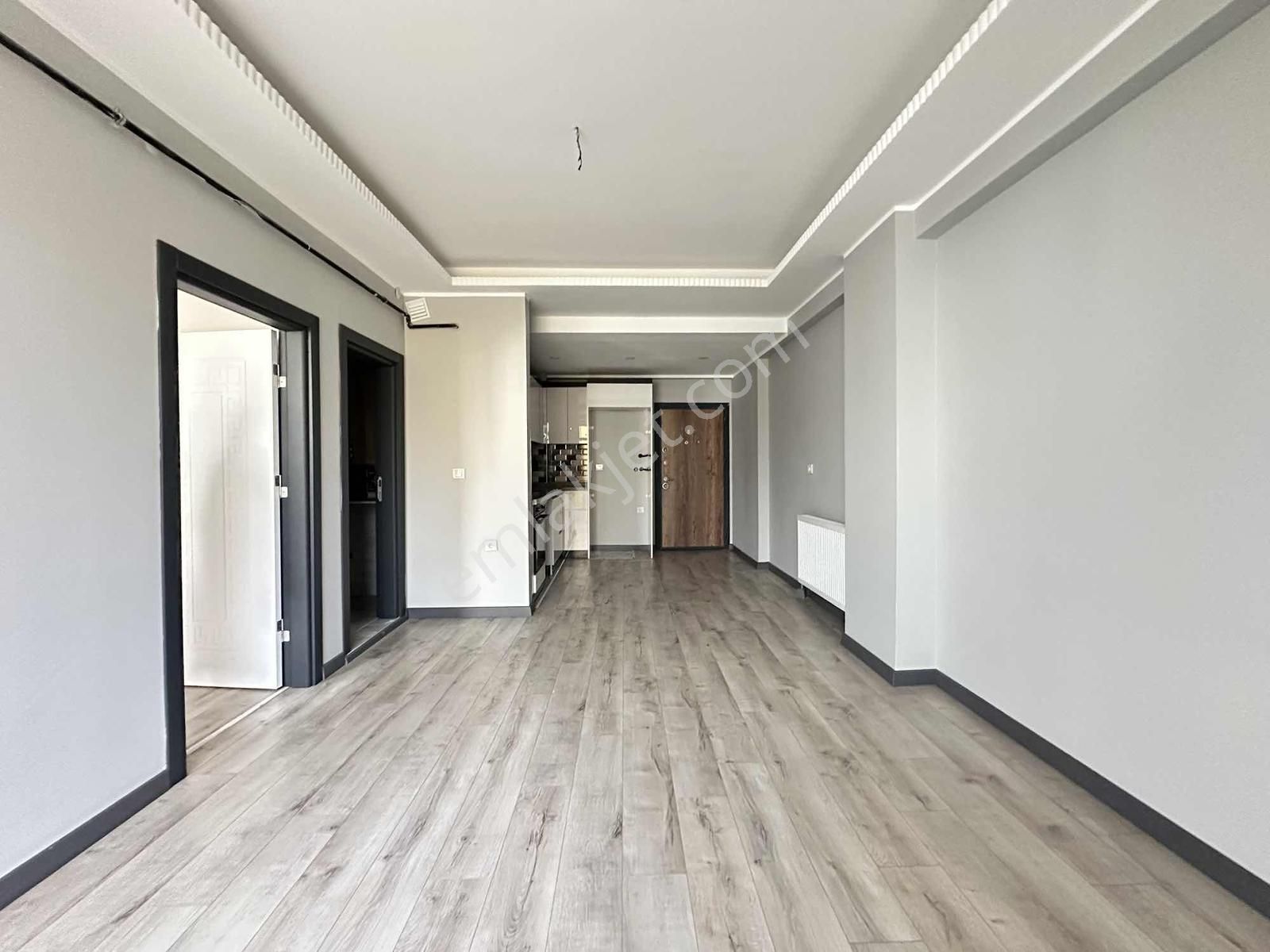 Tuğra'dan Çobançeşme De 1+1 Ara Kat Kiralık Daire - Görsel 7