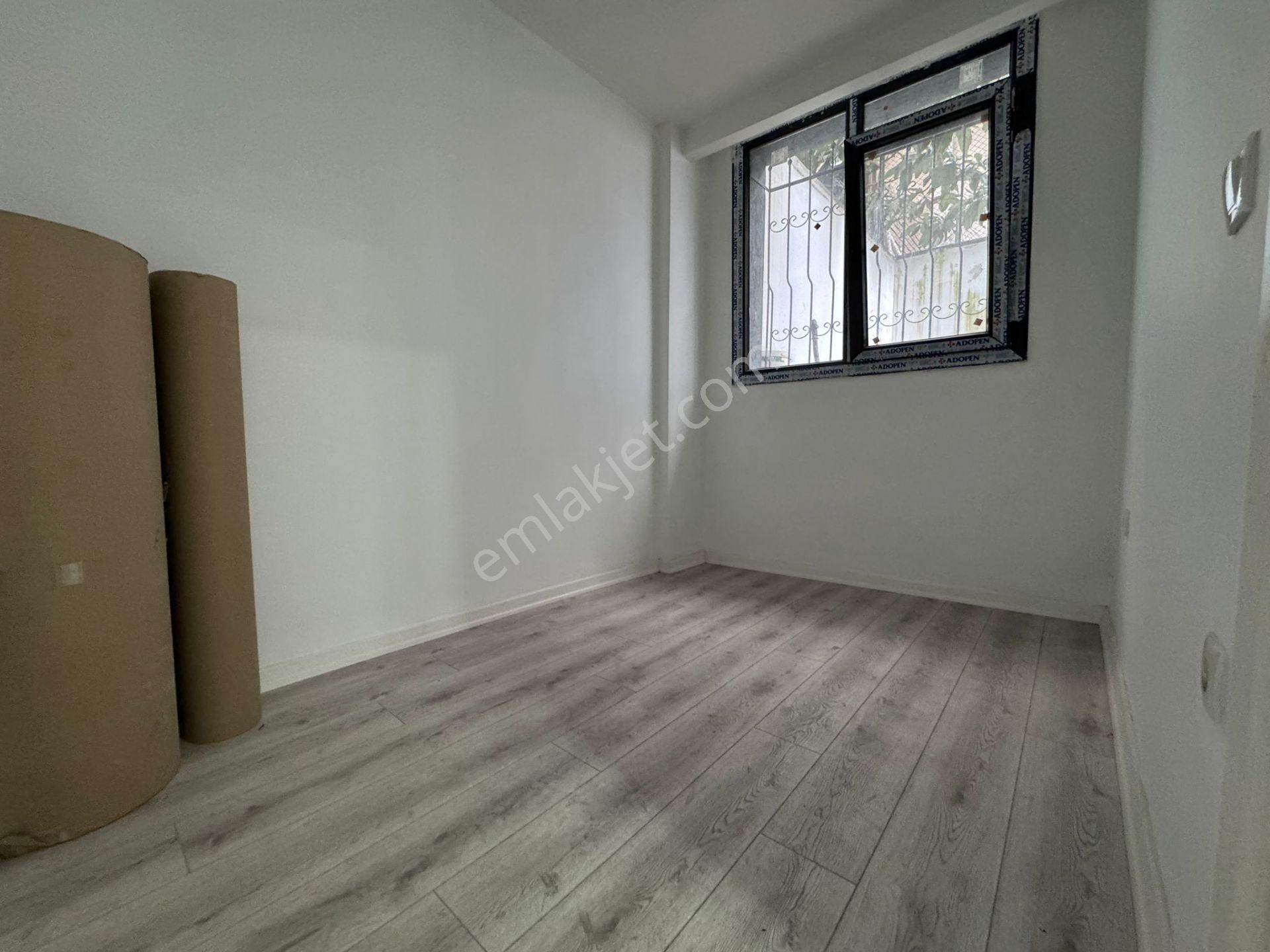 Beylikdüzü Yakuplu Da Satılık 2+1 Bahçe Kullanımlı Metrobüse 8dk - Görsel 21