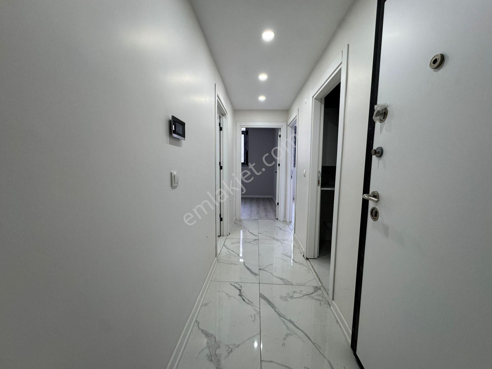 Beylikdüzü Yakuplu Da Satılık 2+1 Bahçe Kullanımlı Metrobüse 8dk - Görsel 6