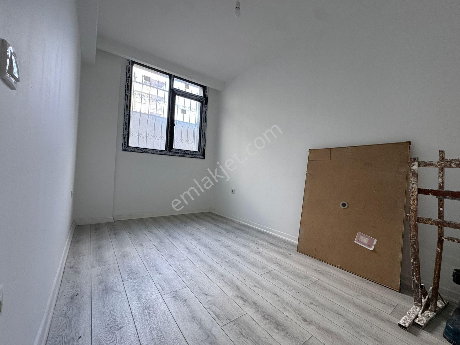 Beylikdüzü Yakuplu Da Satılık 2+1 Bahçe Kullanımlı Metrobüse 8dk - Görsel 16