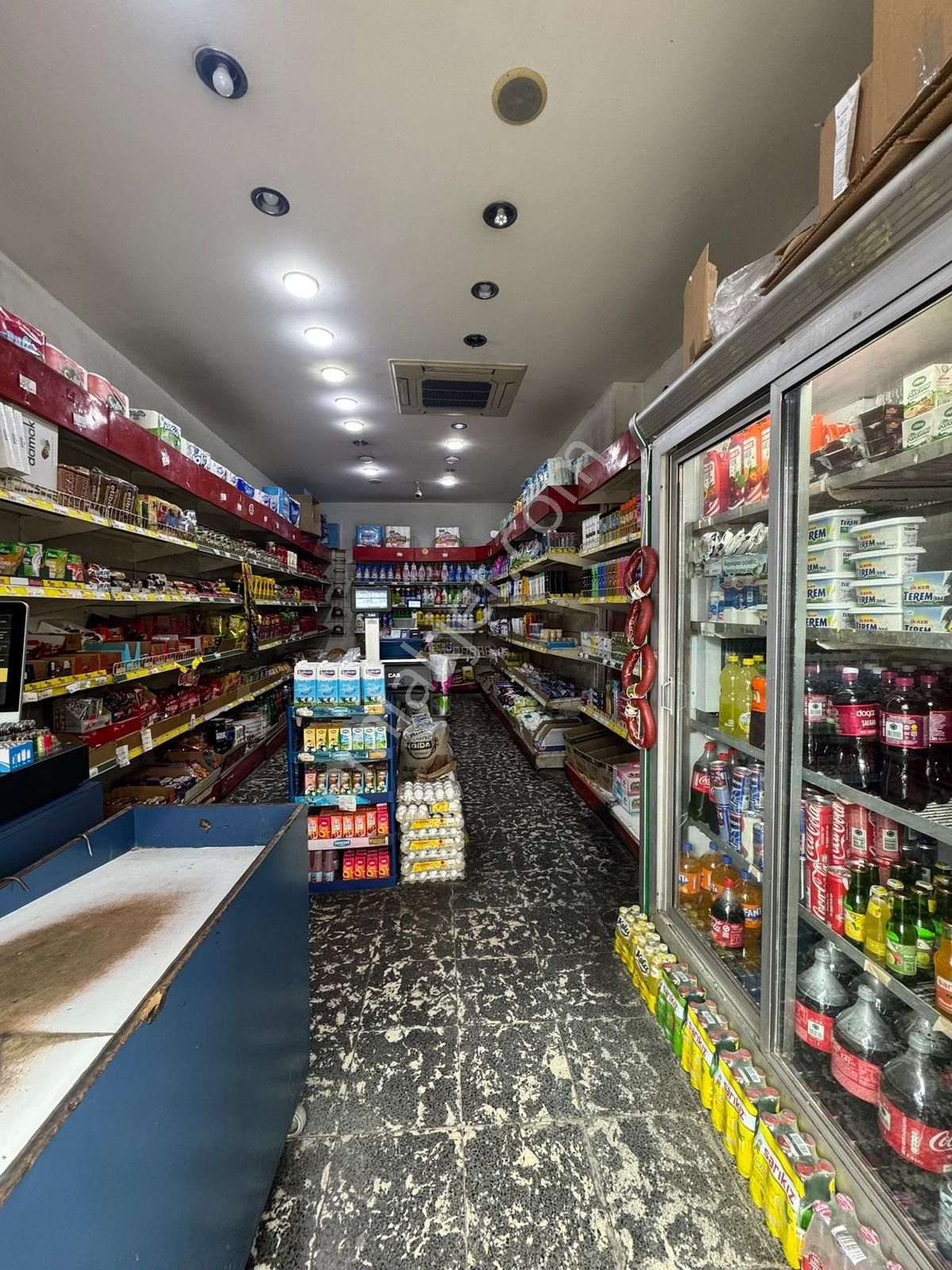 Bayraklı Gümüşpalada Cadde Üzeri Devren Kiralık Market - Görsel 3