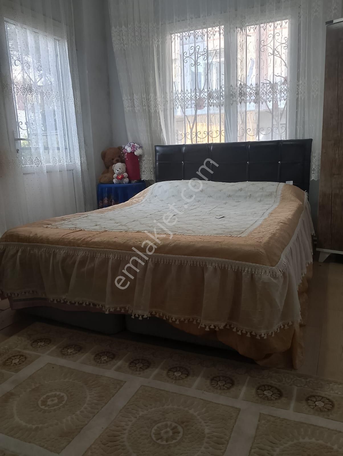 Kuşadası Garaj Arkası 2+1 Doğalgazlı Daire - Görsel 3