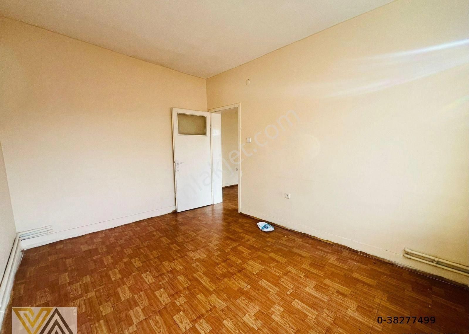 Valentia'dan Karşıyaka İş Merkezi Yanı Ara Kat Satılık 3+1 Daire - Görsel 16