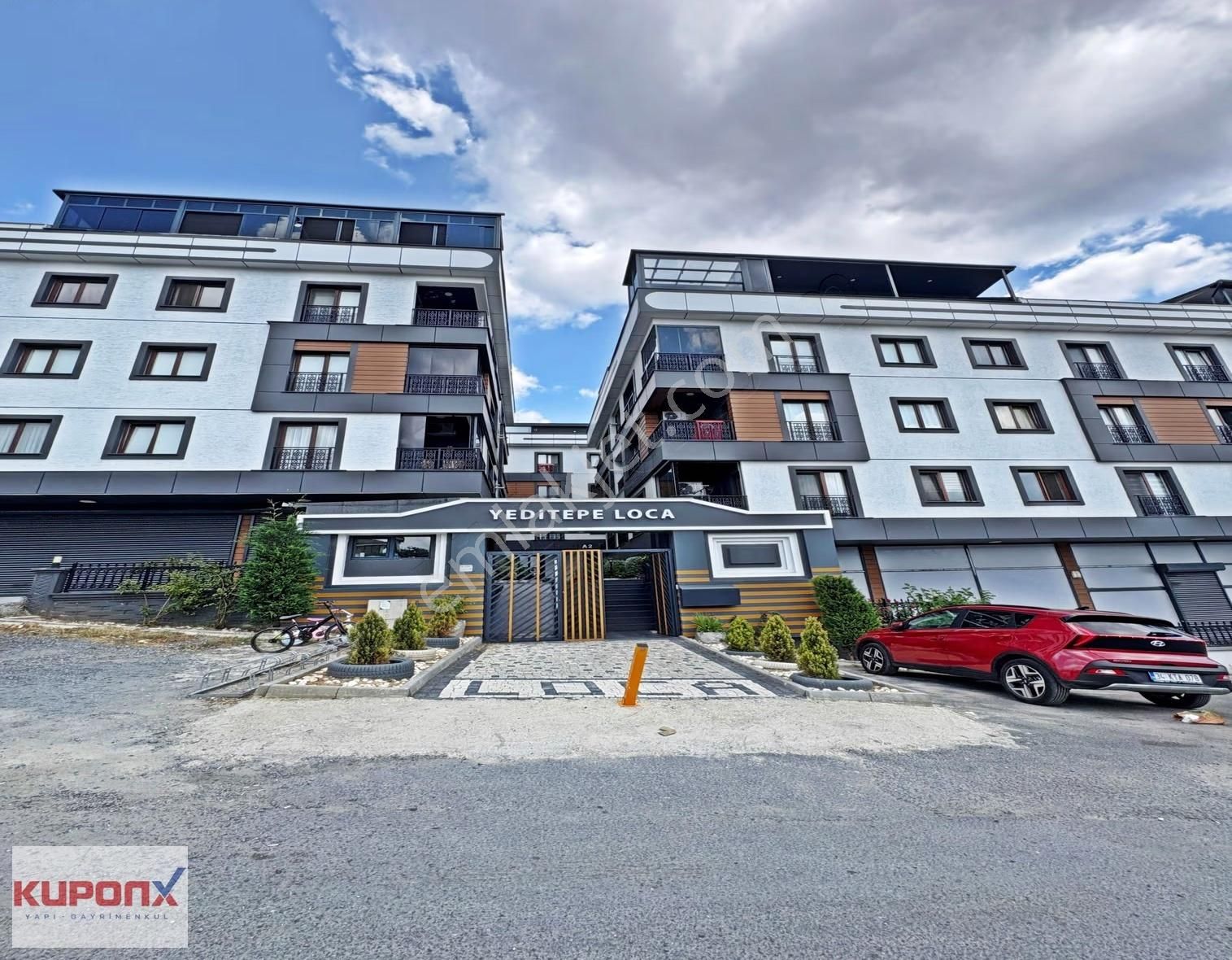 Beylikdüzü Kuponx'ten Full Site İçinde Takasa Uygun 3+2 Dubleks!