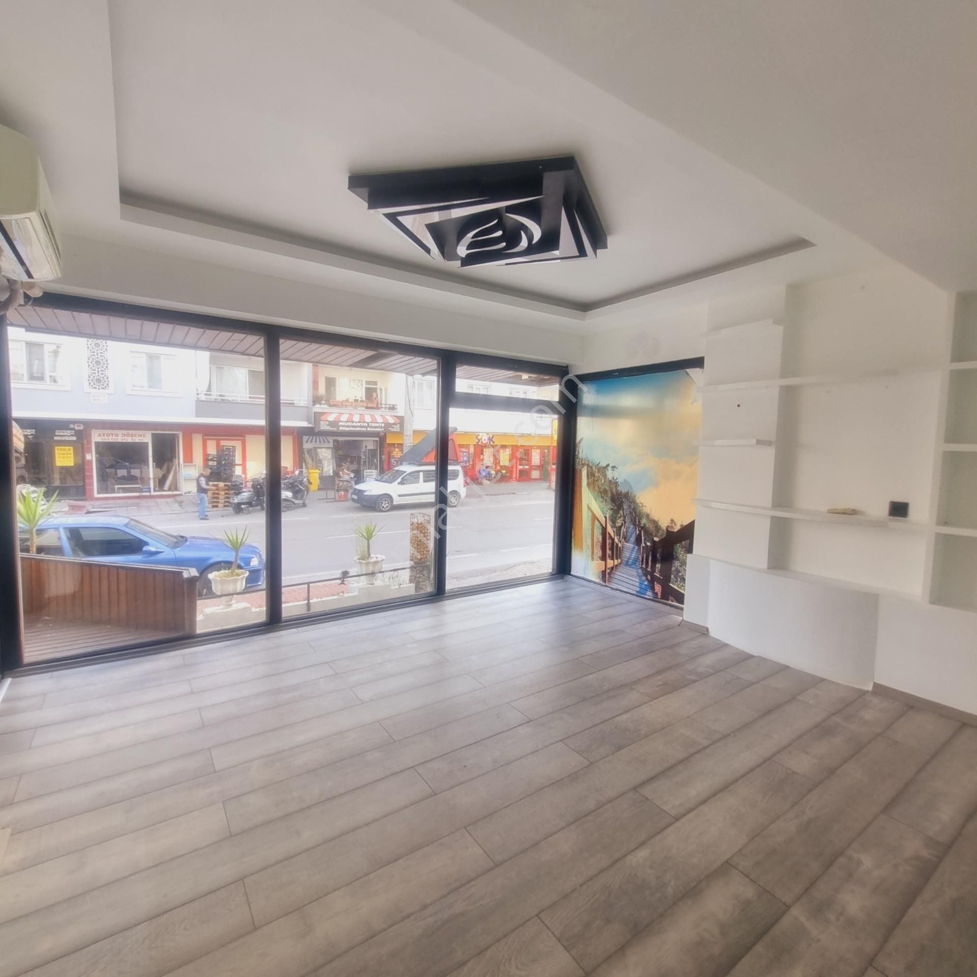 Güzelyalı Mahlesinde Kiralık Ofis