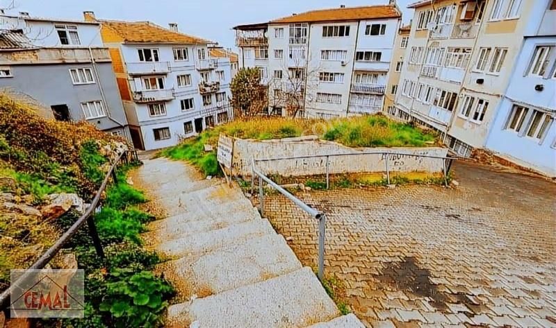 Cemal Emlak Bursa Yıldırım Emirsultan Camii 100 Metre Mesafede G - Görsel 23