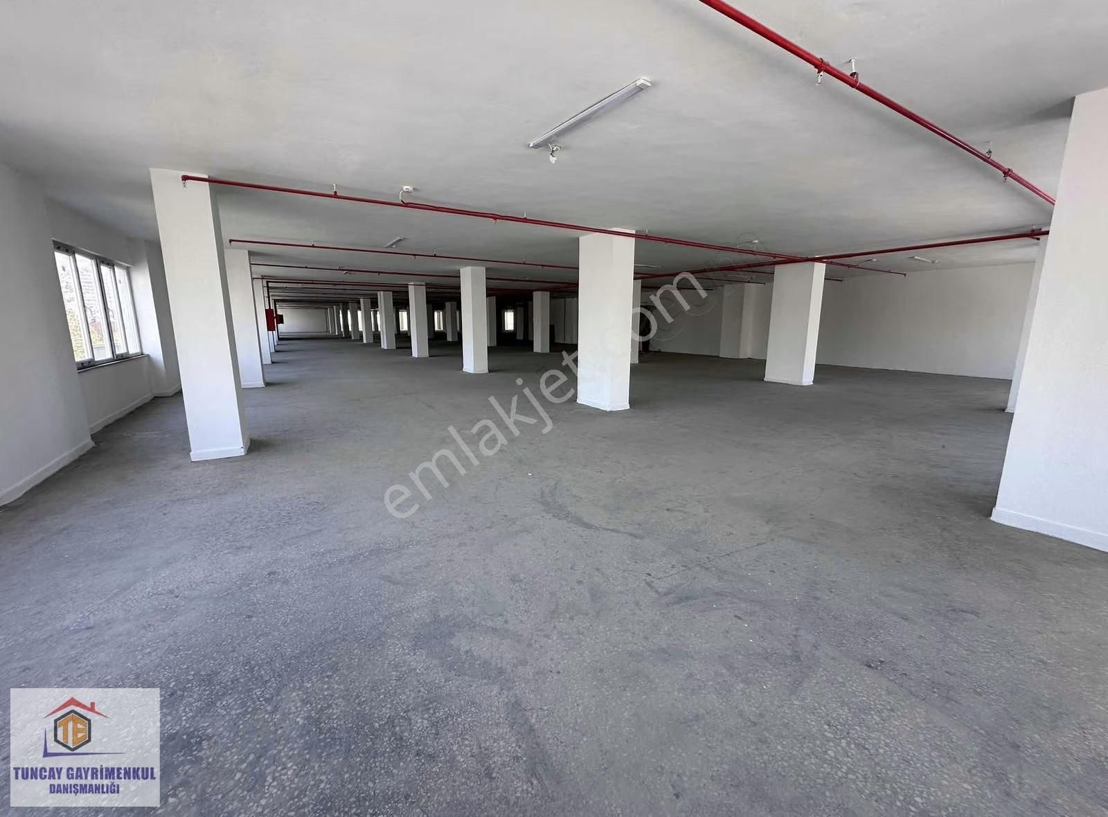 Basınexprese Yakın 3000 M2 1.kat Yük Asansörlü Tır Yanaşıyor - Görsel 17