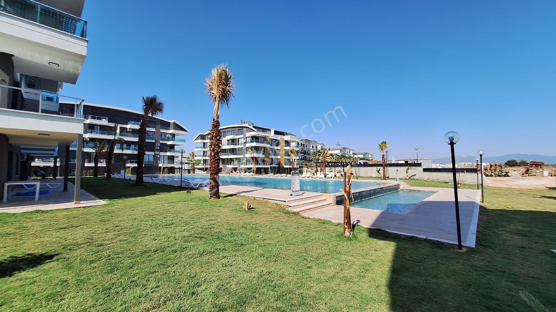 Altınkum'da Havuzlu Sitede Deniz Manzaralı Satılık 2+1 - Görsel 20