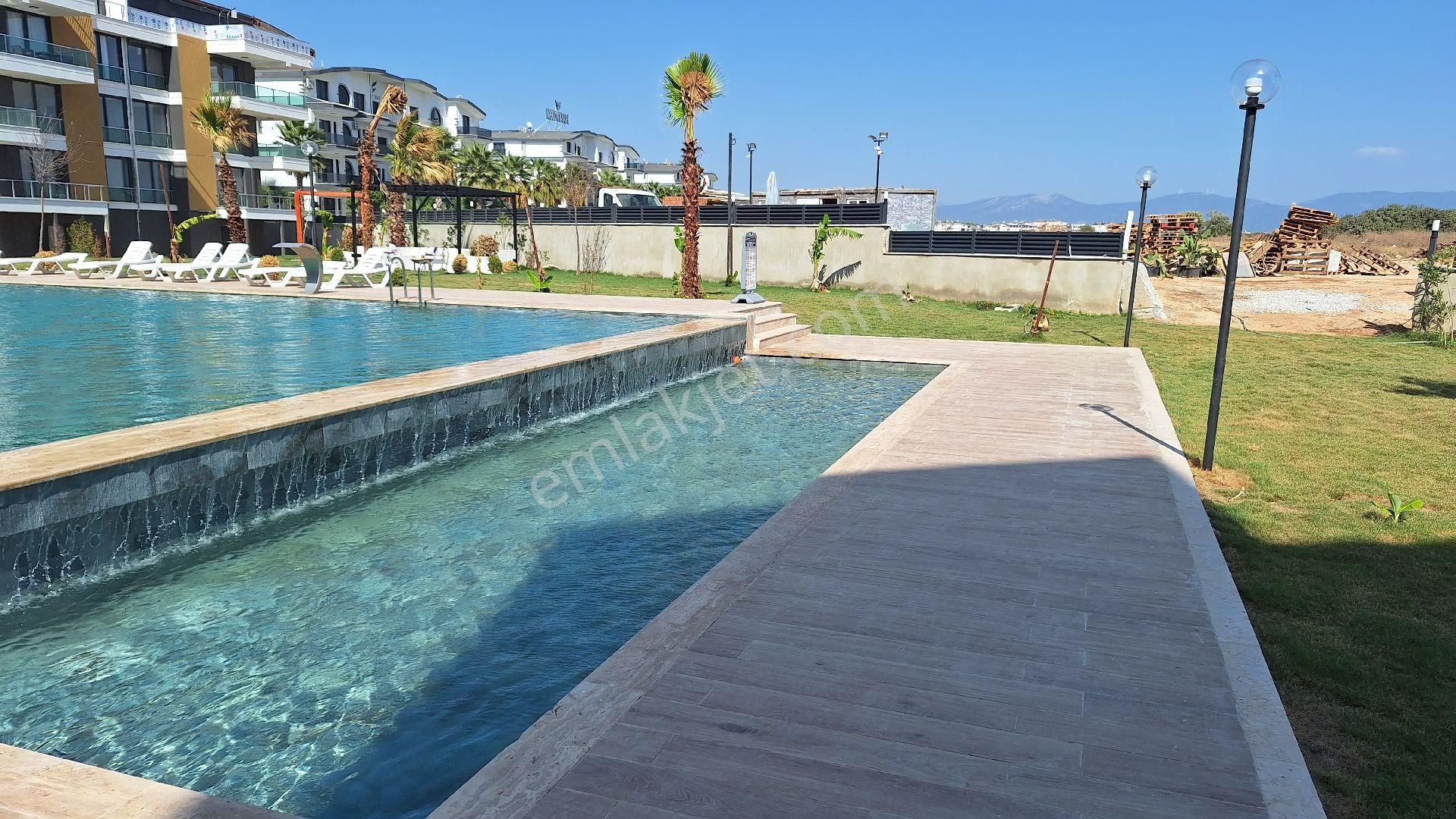 Altınkum'da Havuzlu Sitede Deniz Manzaralı Satılık 2+1 - Görsel 22