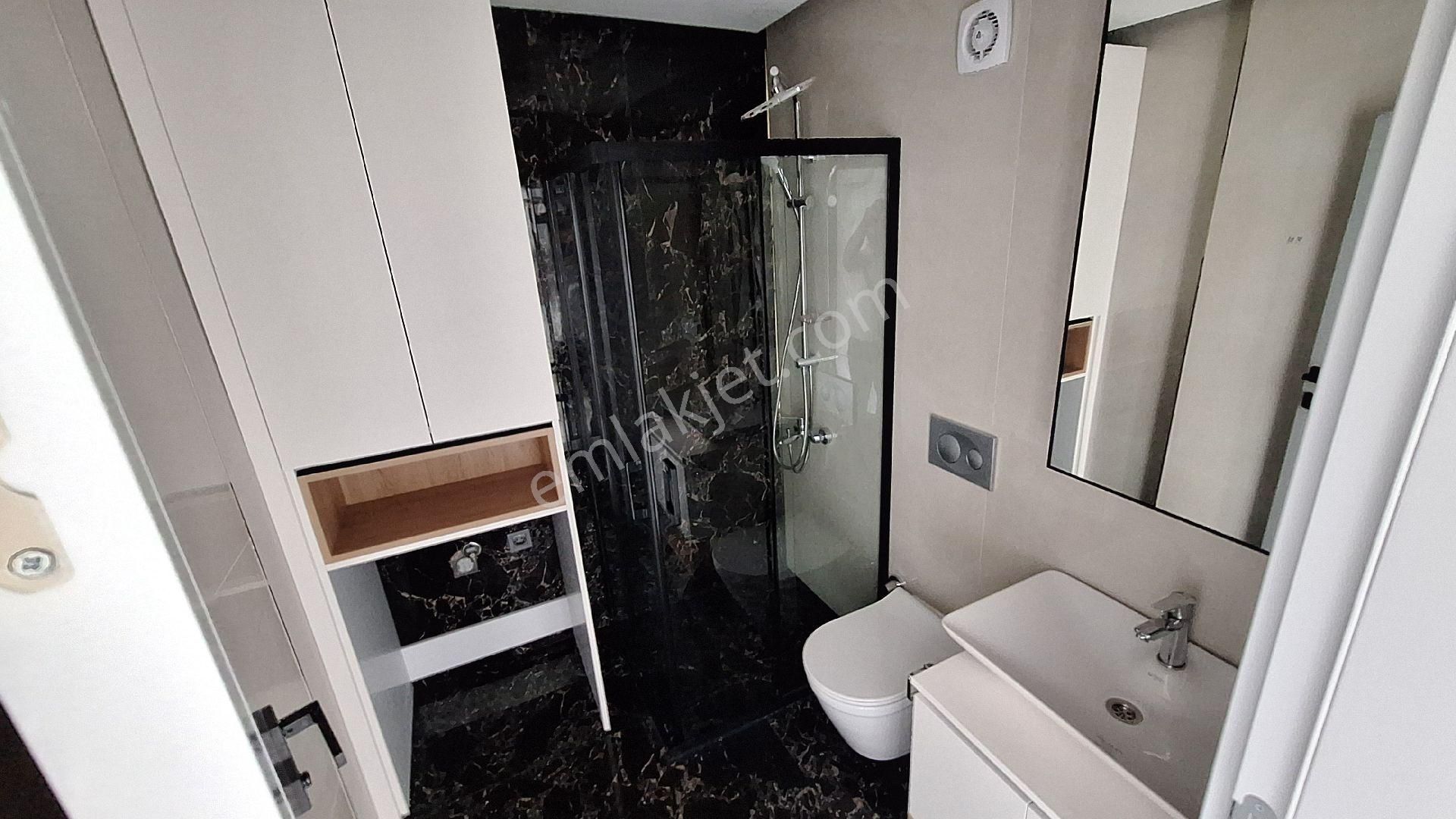 Altınkum'da Havuzlu Sitede Deniz Manzaralı Satılık 2+1 - Görsel 11