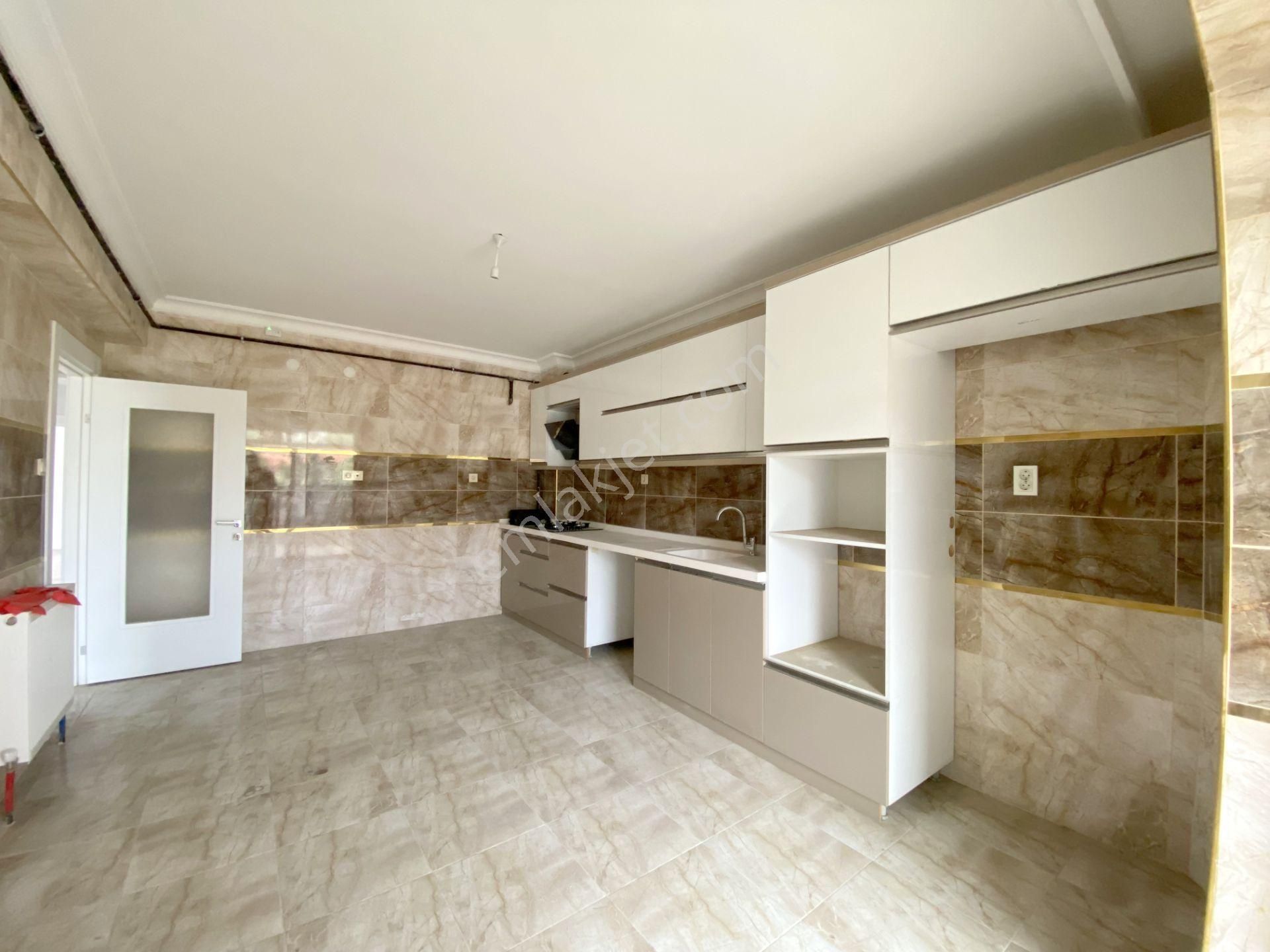 Yıldıztepe'de, 3+1, Sıfır, Ara Katta, Cadde Yanı,güneybatı Daire - Görsel 4