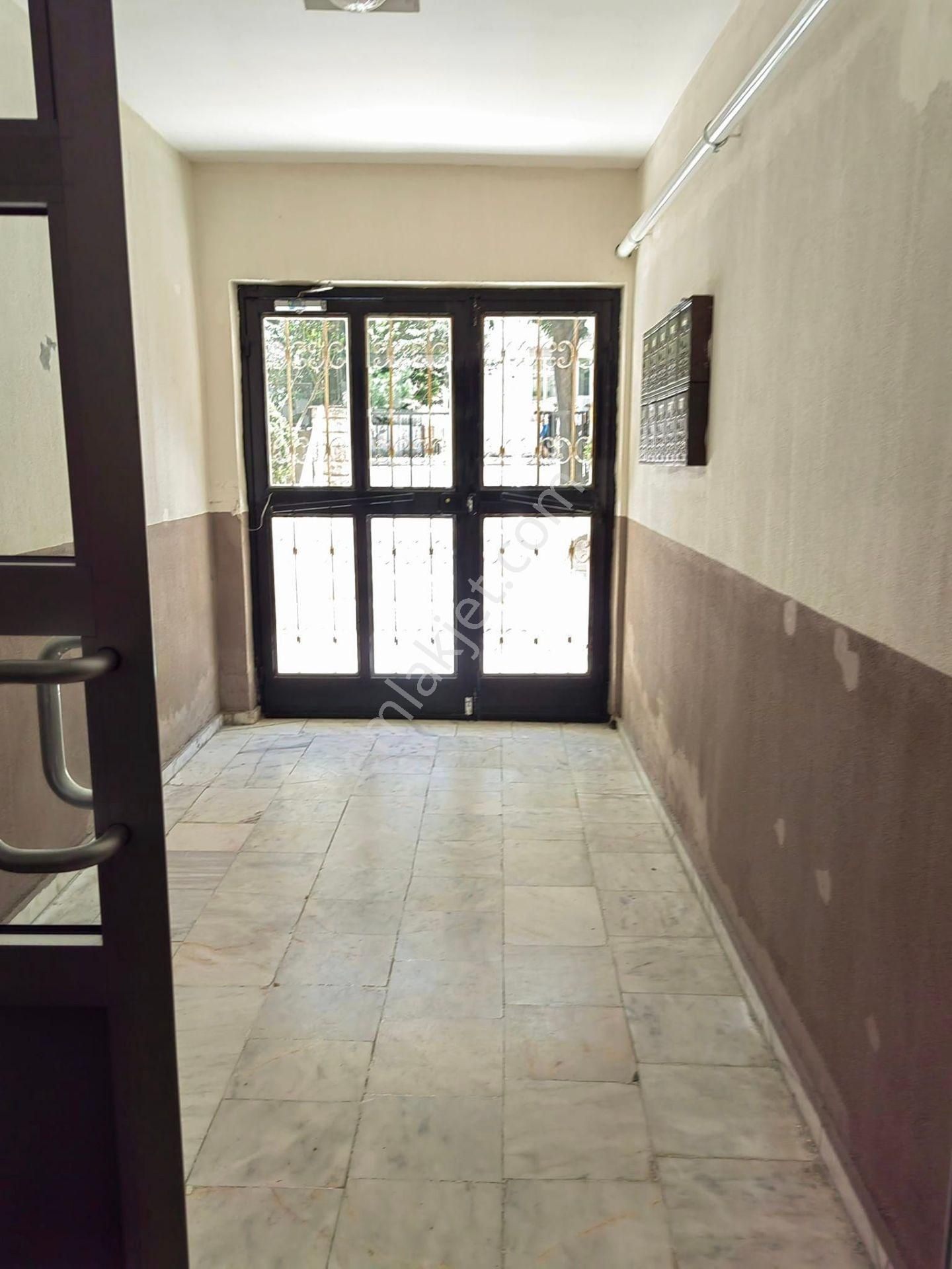 Nasreddin Emlaktan Koşuyolunda Asansörlü Kiralık Daire - Görsel 12