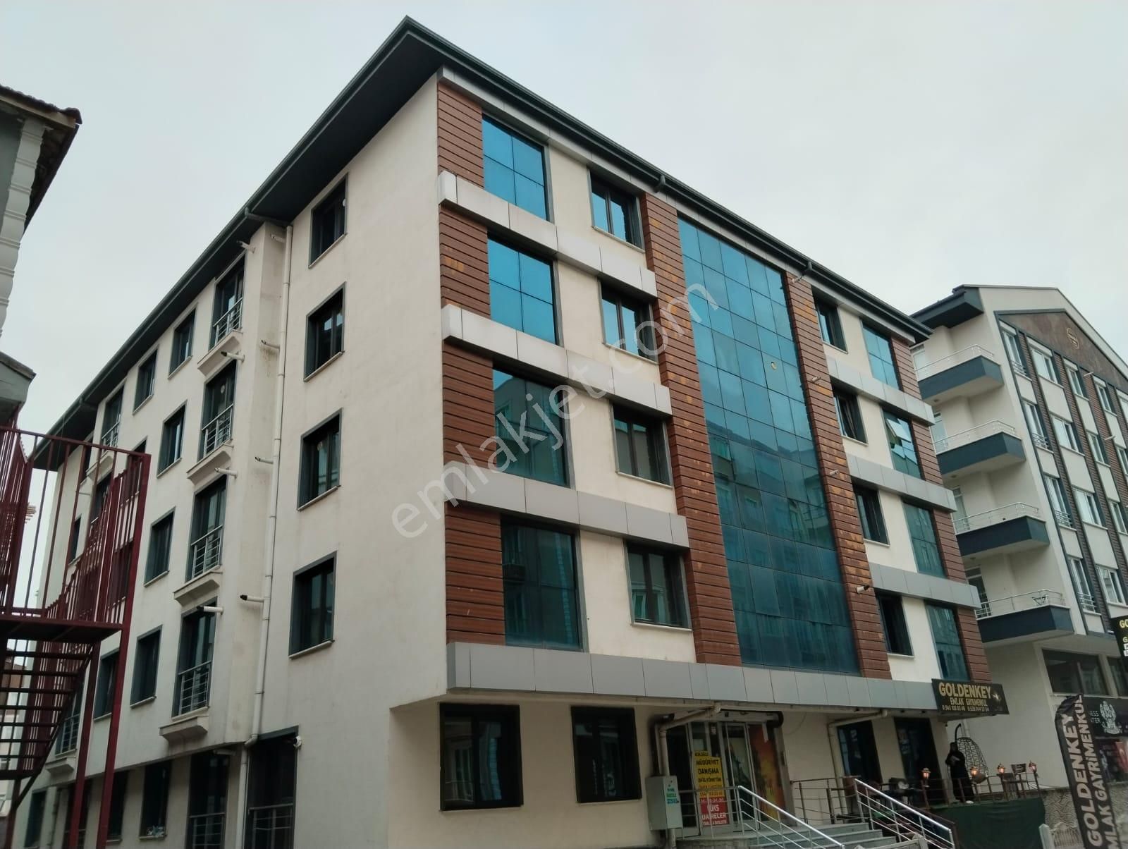 Afyon Üçok Emlaktan Erenler Mah Satılık 1+1 Eşyalı Lüx Daire - Görsel 2