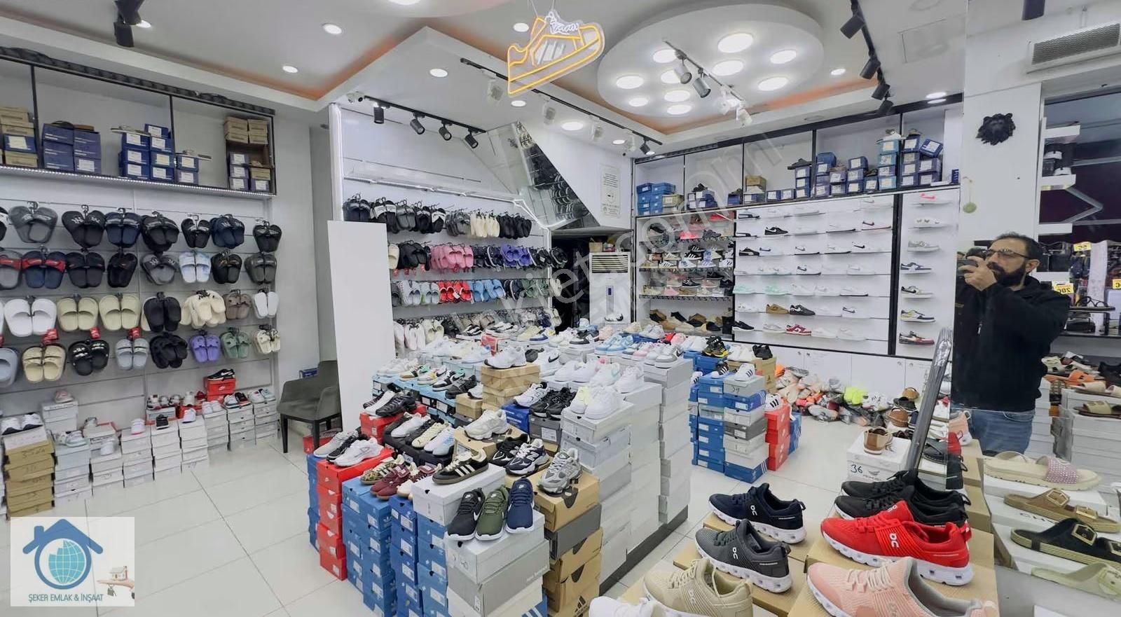 Kumköyde Devren Kiralık Ayakkabı Mağazası - Görsel 7