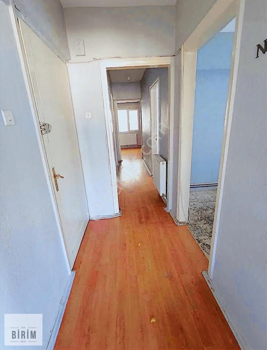 Birimden Çarşı Merkezde Doğalgazlı Kiralık Daire - Görsel 9