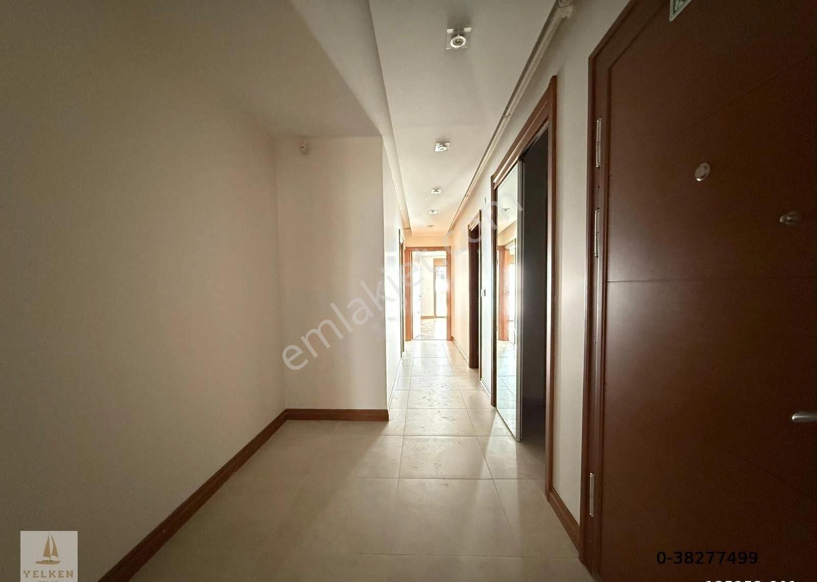 Suadiyede 2014 Yapımı Ebeveynli 2 Teraslı Emsalsiz 420m2 6+2 Dublex - Görsel 2