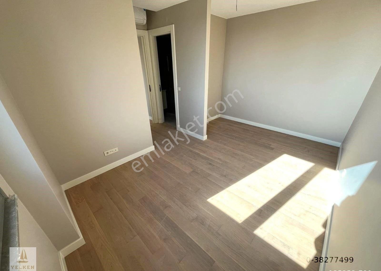 Suadiye Feride Geçitinde 140m2 Ebeveynli Balkonlu Deniz Manzaralı Sıfır - Görsel 22