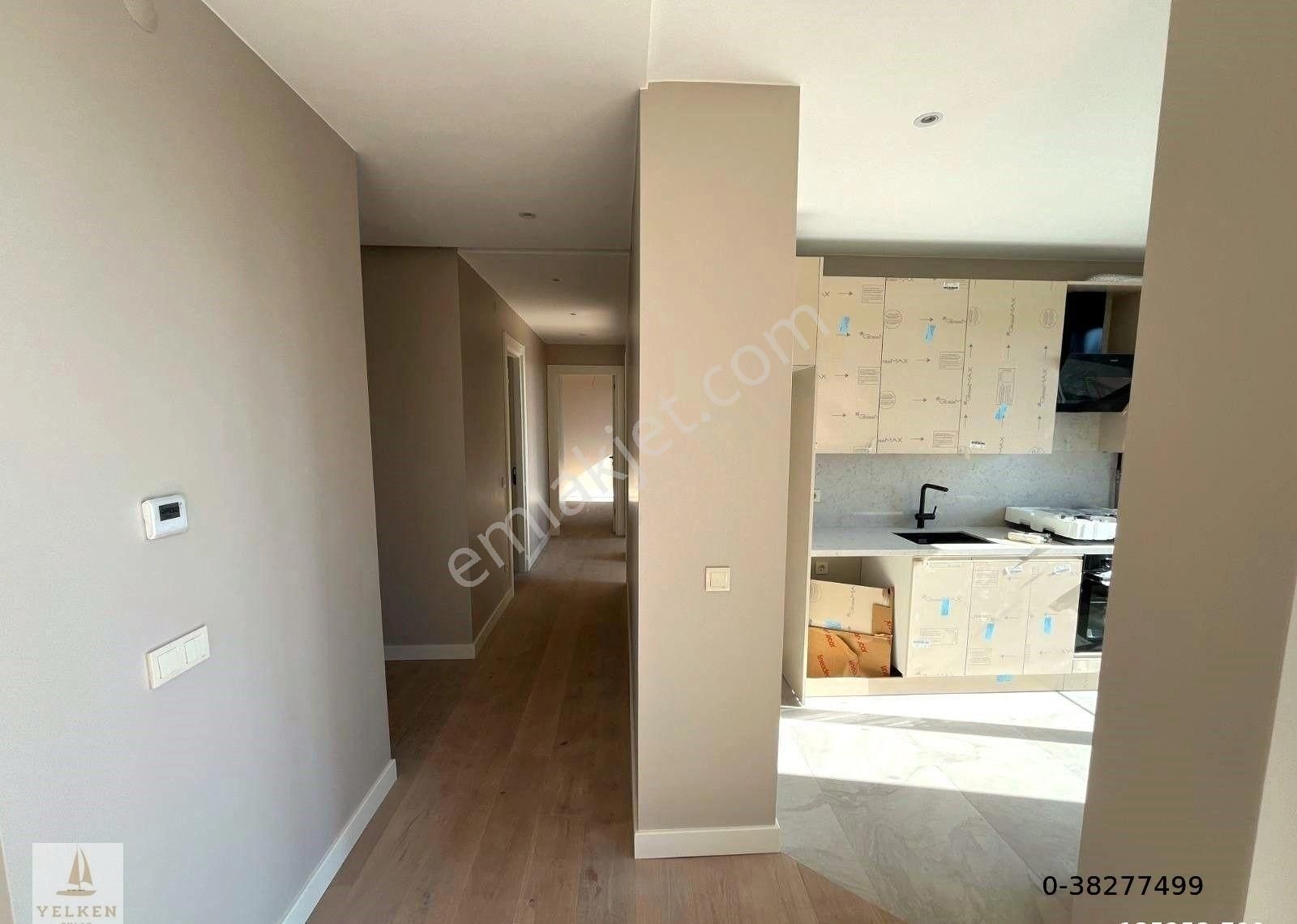 Suadiye Feride Geçitinde 140m2 Ebeveynli Balkonlu Deniz Manzaralı Sıfır - Görsel 23