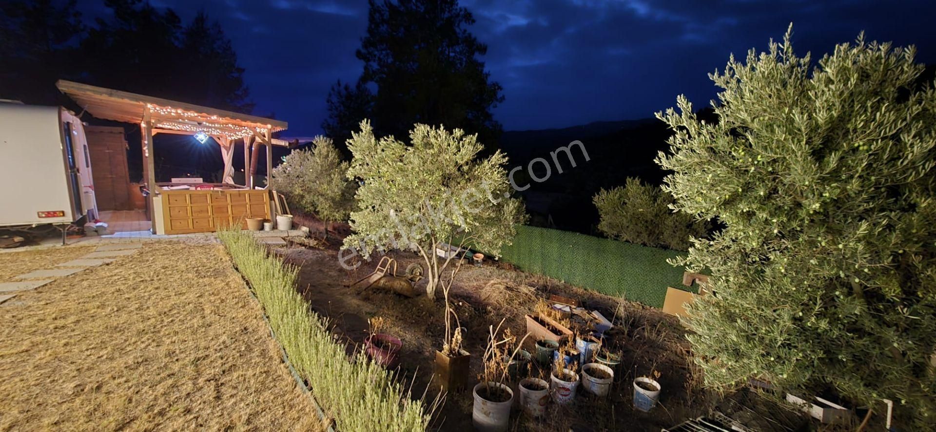 Menderes Çatalca'da Köye 600metre//telçekili Eletrik,su Var//karavanlı,,kamelyalı.tarla - Görsel 9