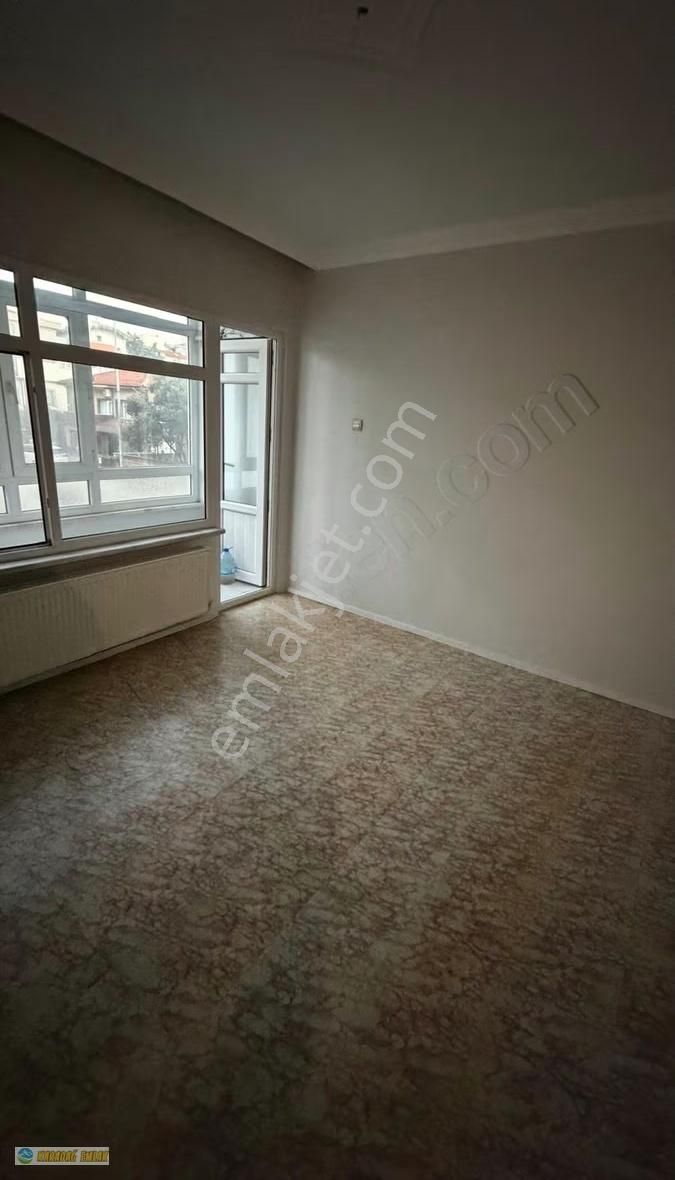 Karadağ Gayrimenkulden Hacıyusuf Mahallesinde Arakat Daire - Görsel 2
