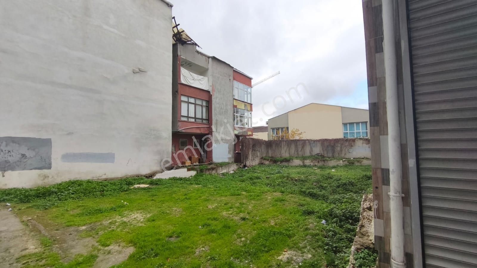 İstanbul Bağcılar'da Satılık Konut İmarlı Arsa