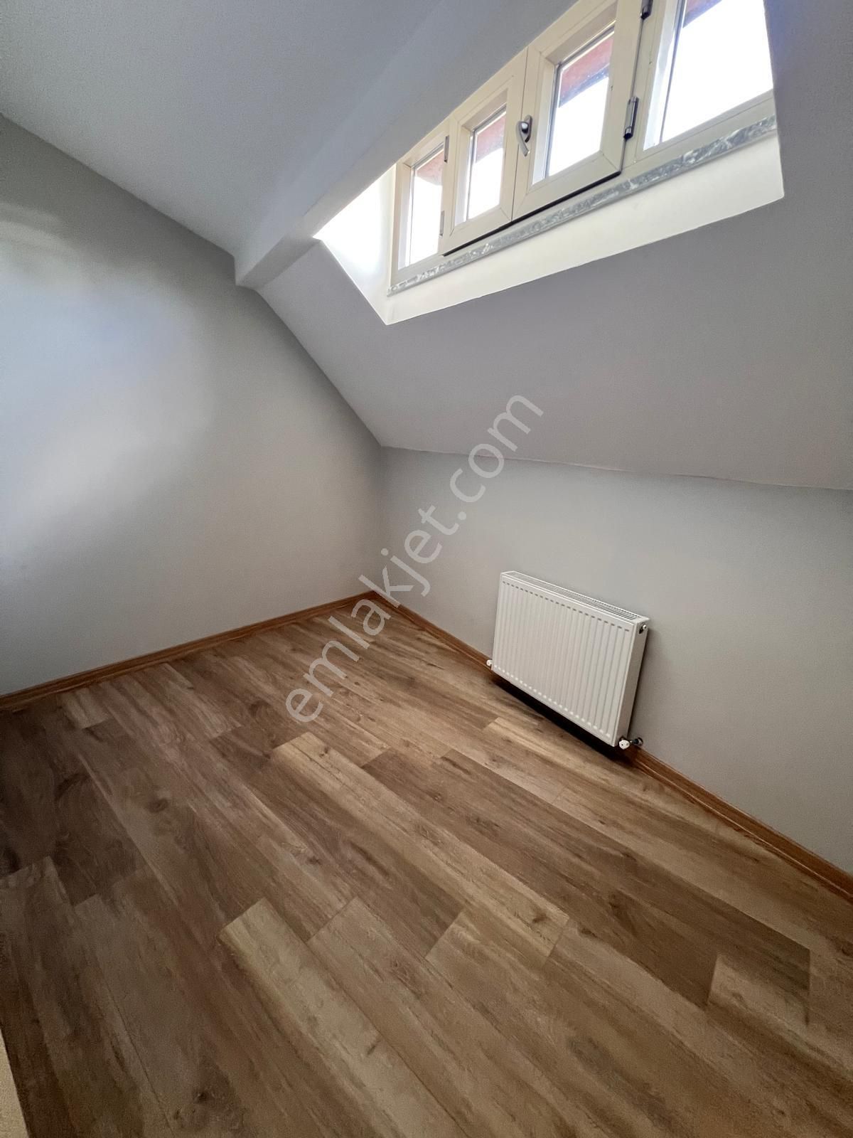 K.yalı E'5 Metroya Yakın Ferah 3+1 Dubleks Daire - Görsel 24