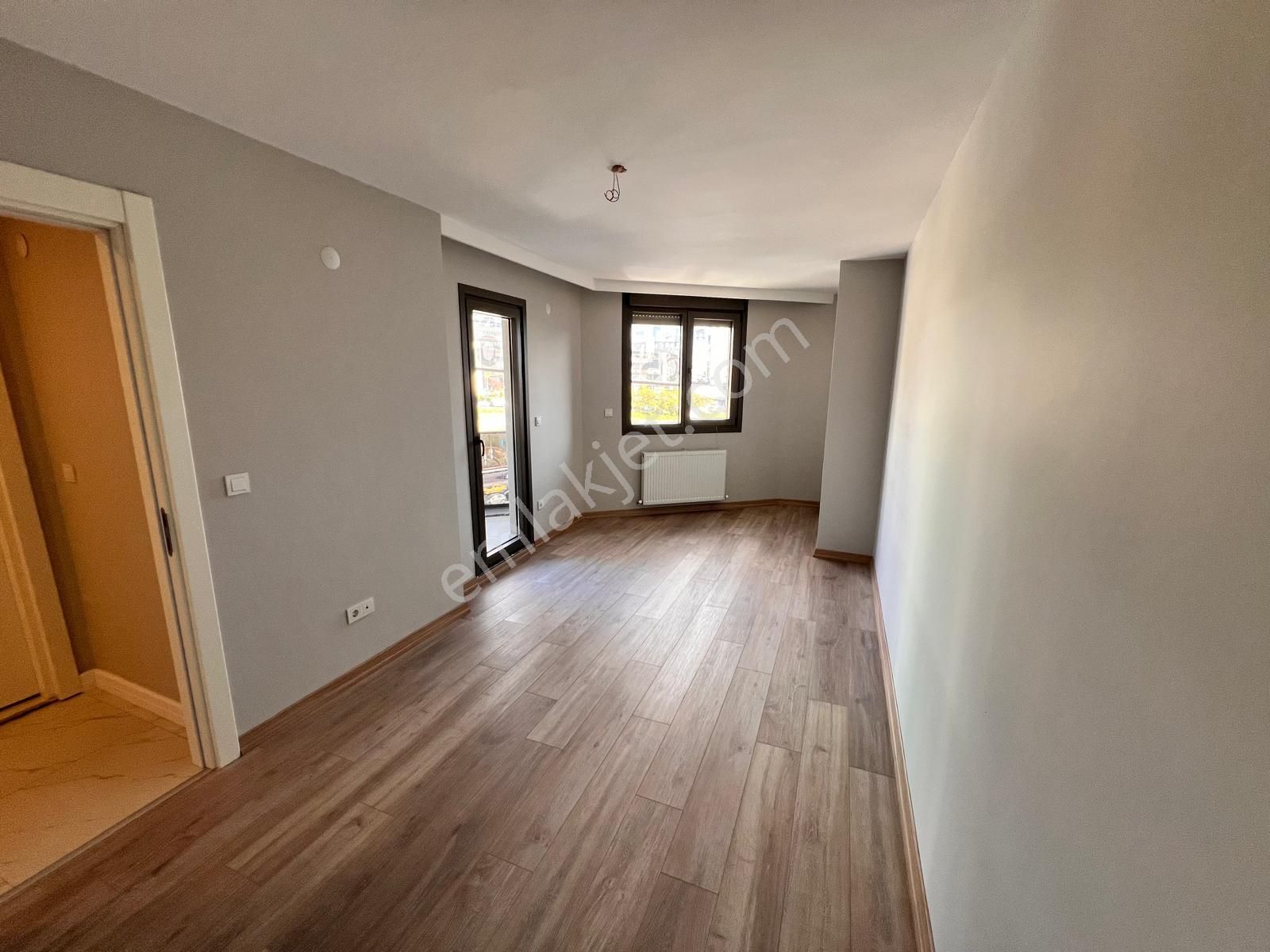 K.yalı E'5 Metroya Yakın Ferah 3+1 Dubleks Daire - Görsel 10