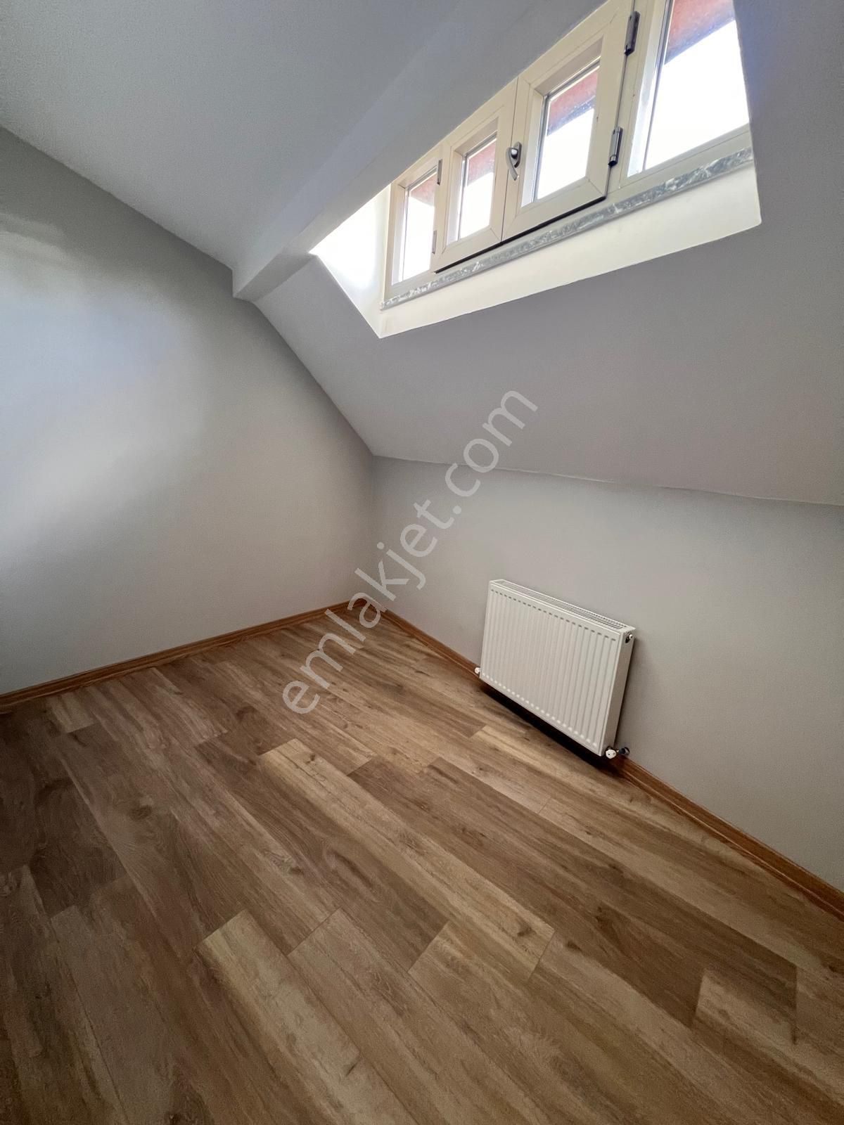 K.yalı E'5 Metroya Yakın Ferah 3+1 Dubleks Daire - Görsel 25