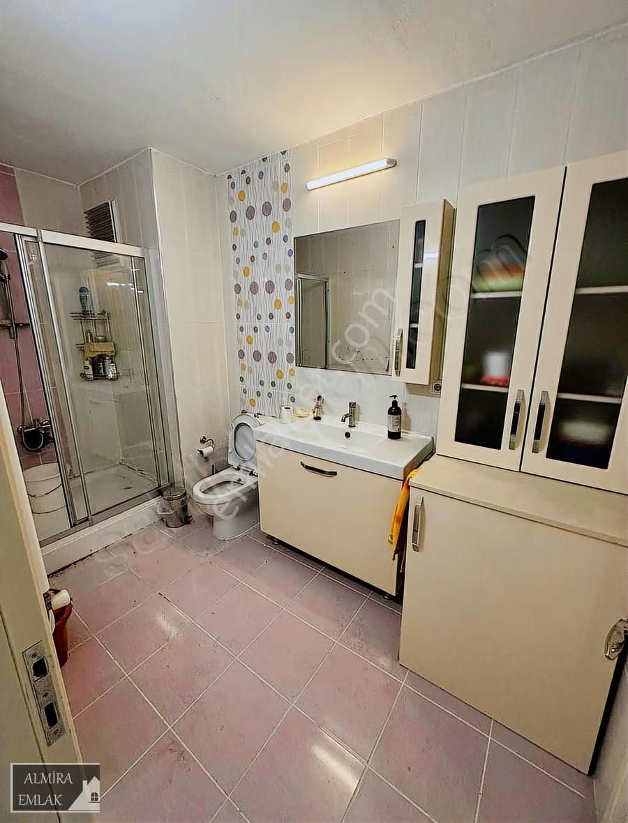 Bahçelievlerde 3+1 125m2 Yüksek Giriş Balkonlu Çift Cephe - Görsel 27